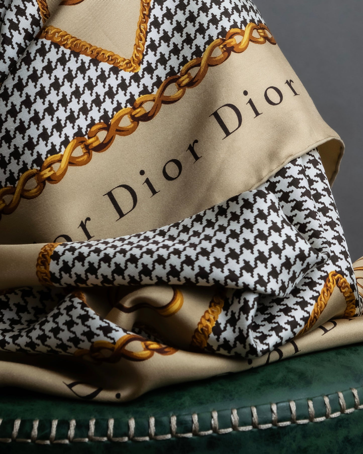 "Christian Dior" Houndstooth base logo and chain print large scarf