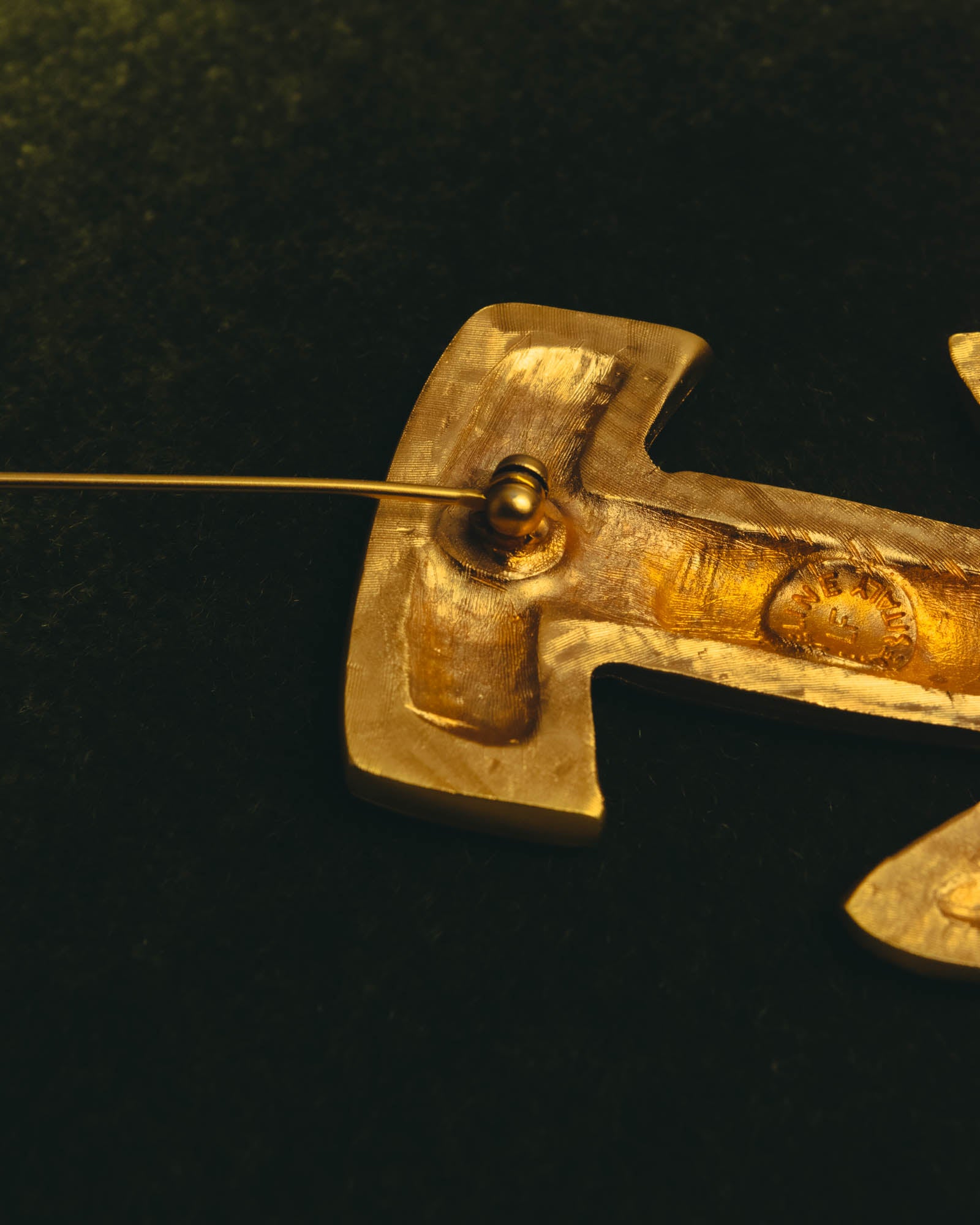 “CELINE” Late 80’s-90’s anchor motif gold brooch