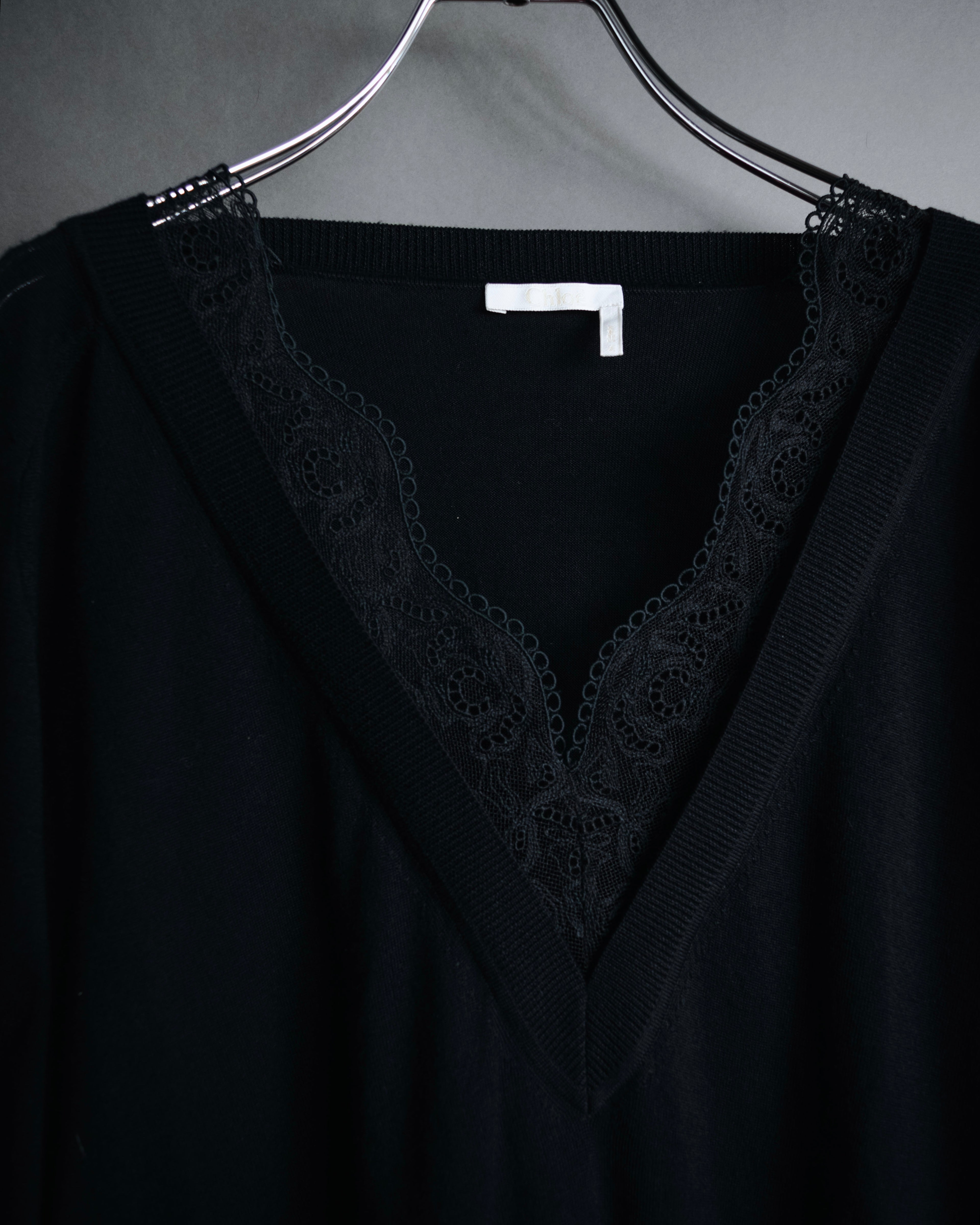"Chloe" 2020 Lace-trimmed v-neck knit top