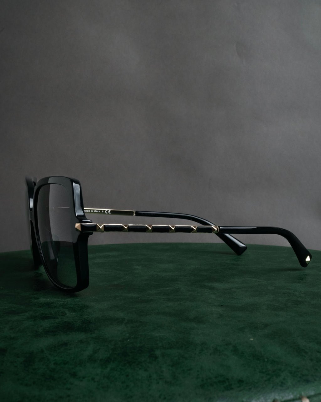 “VALENTINO” 2017’s-2022’s Rockstud sunglasses