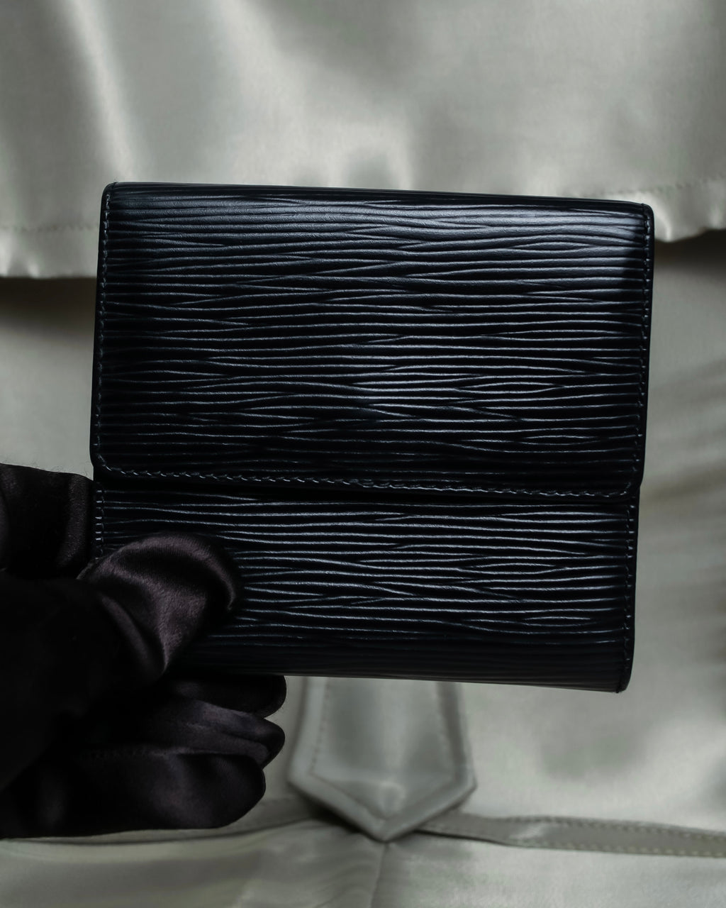 "Louis Vuitton" Horizontal Stripe Compact Leather Wallet