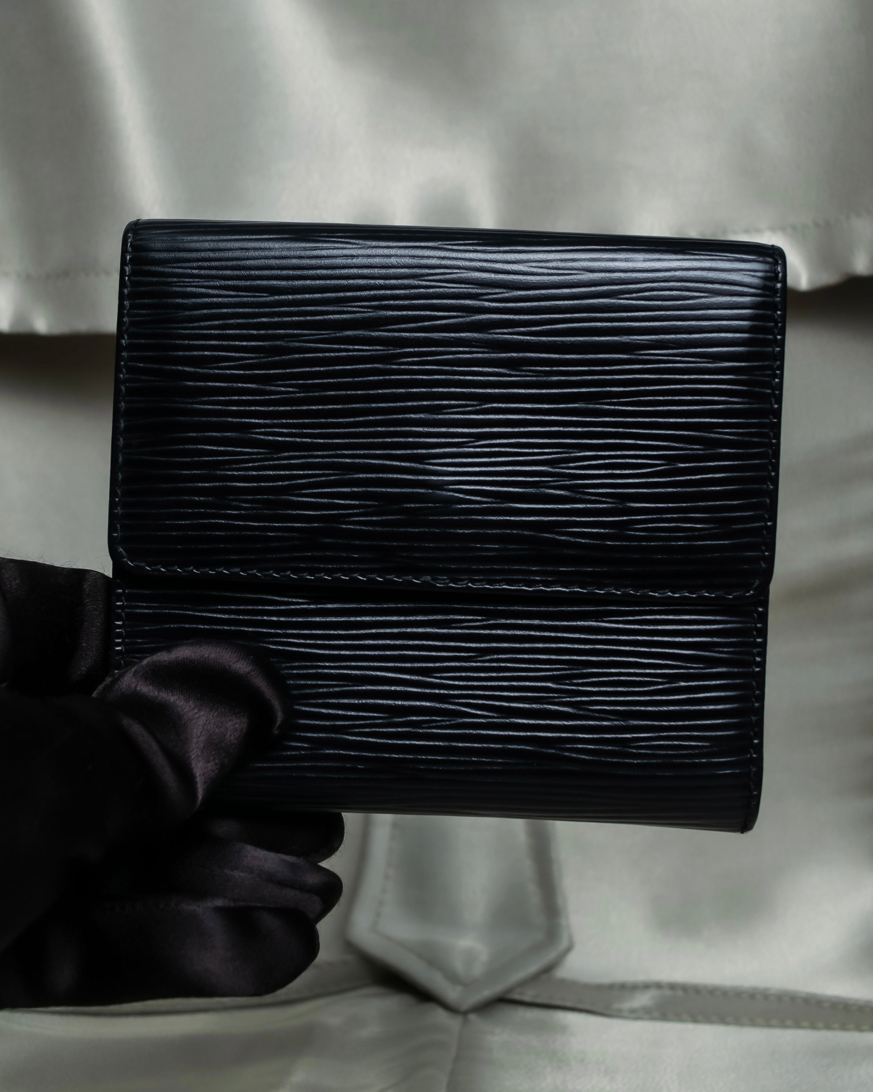 "Louis Vuitton" Horizontal Stripe Compact Leather Wallet