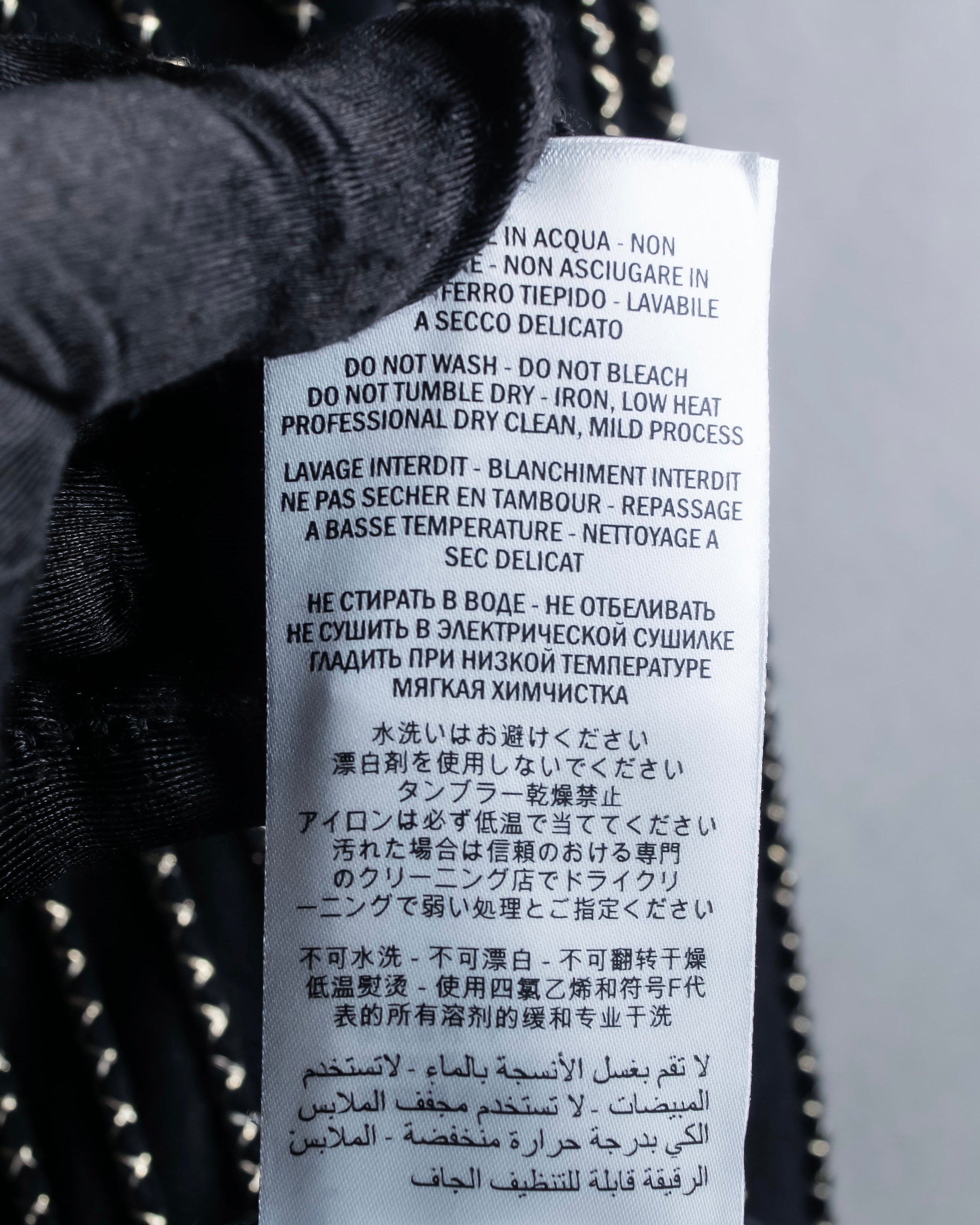 "Alexandar McQueen" Waist-shape detail vertical stitch cardigan