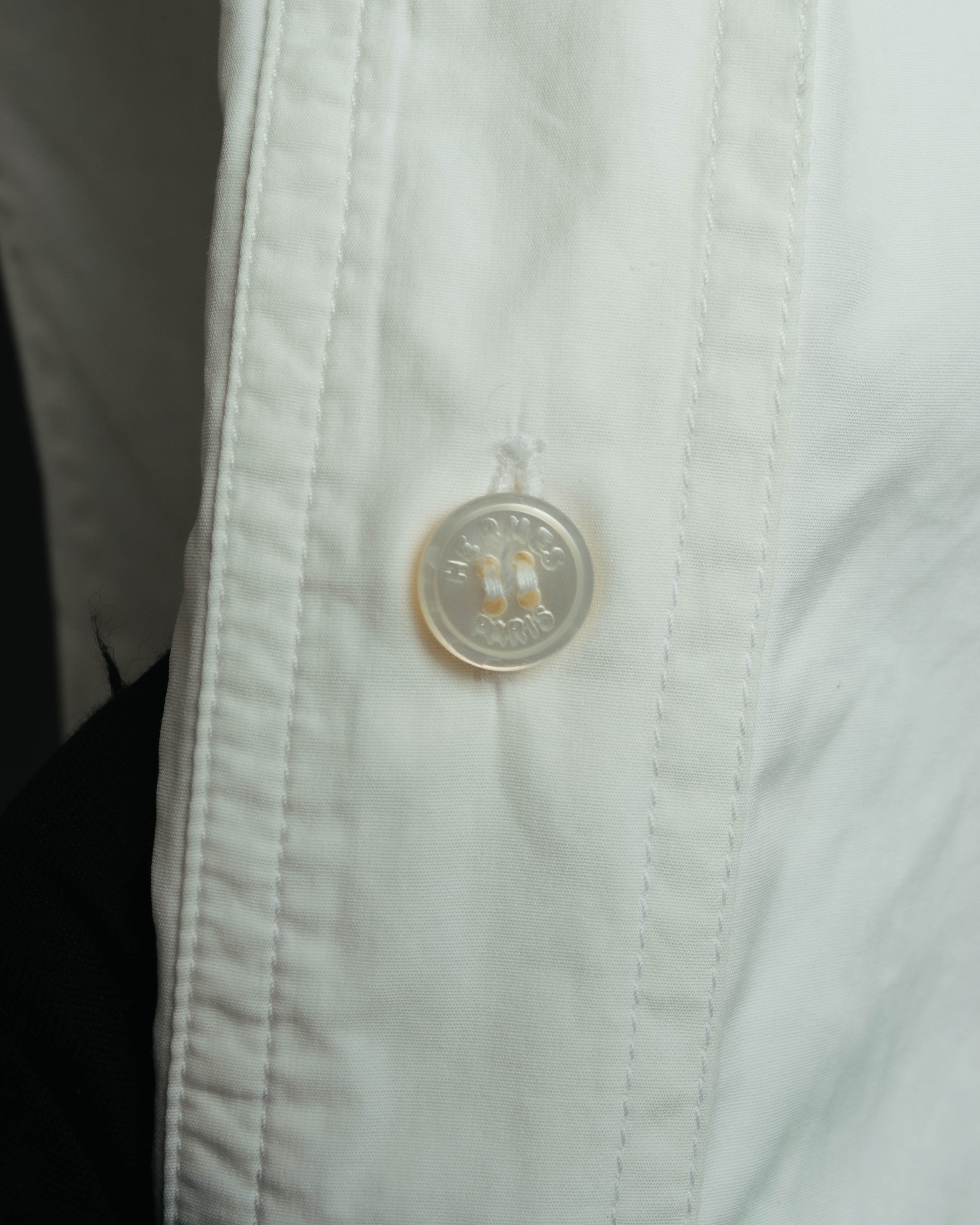 "Hermès" 70's-80's Elegant scarf collar shirt