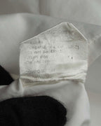 "CHANEL" Gold button design pleated white shirt