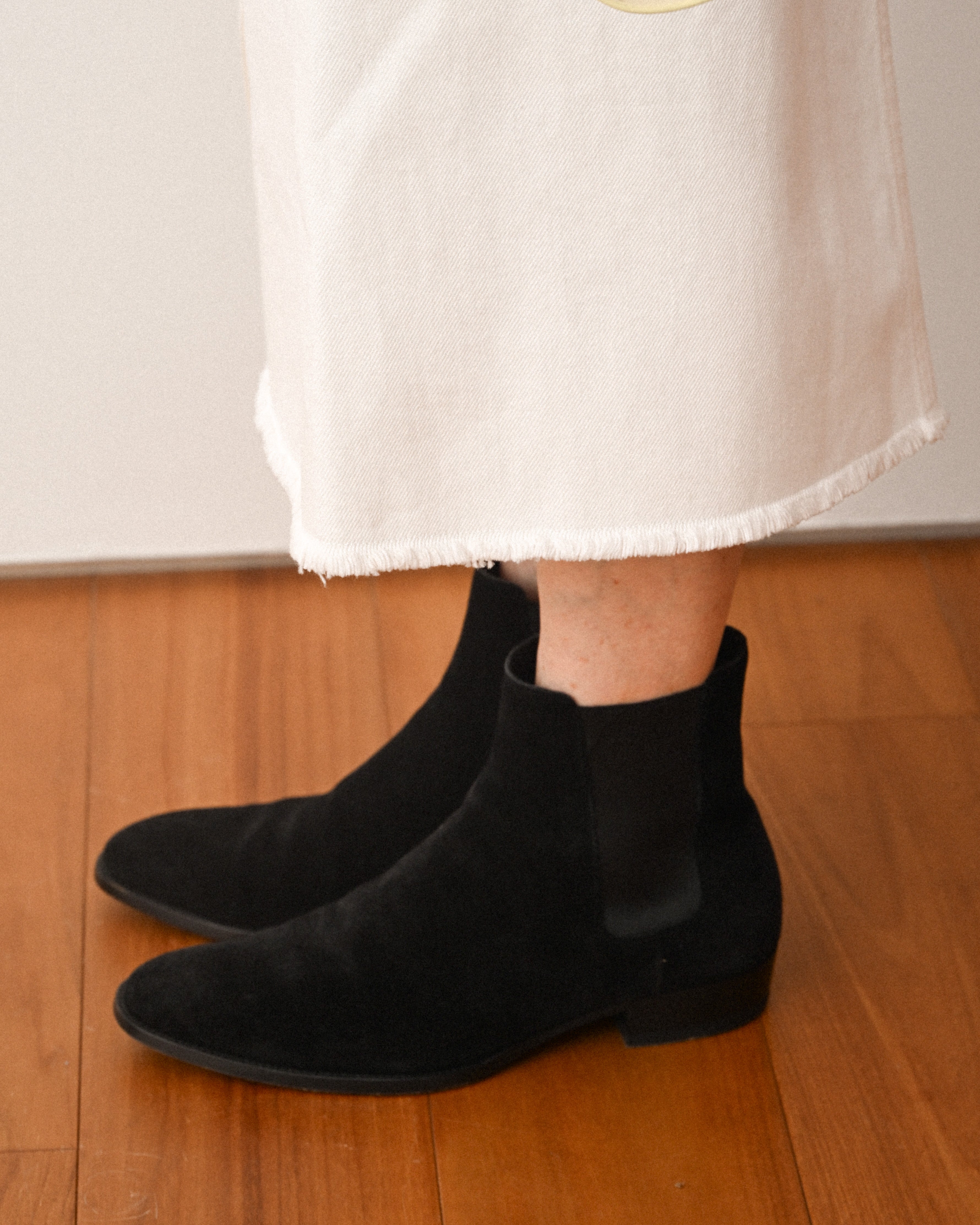SAINT LAURENT PARIS/ “WYATT 30” Black Suede  Chelsea Heel Boots