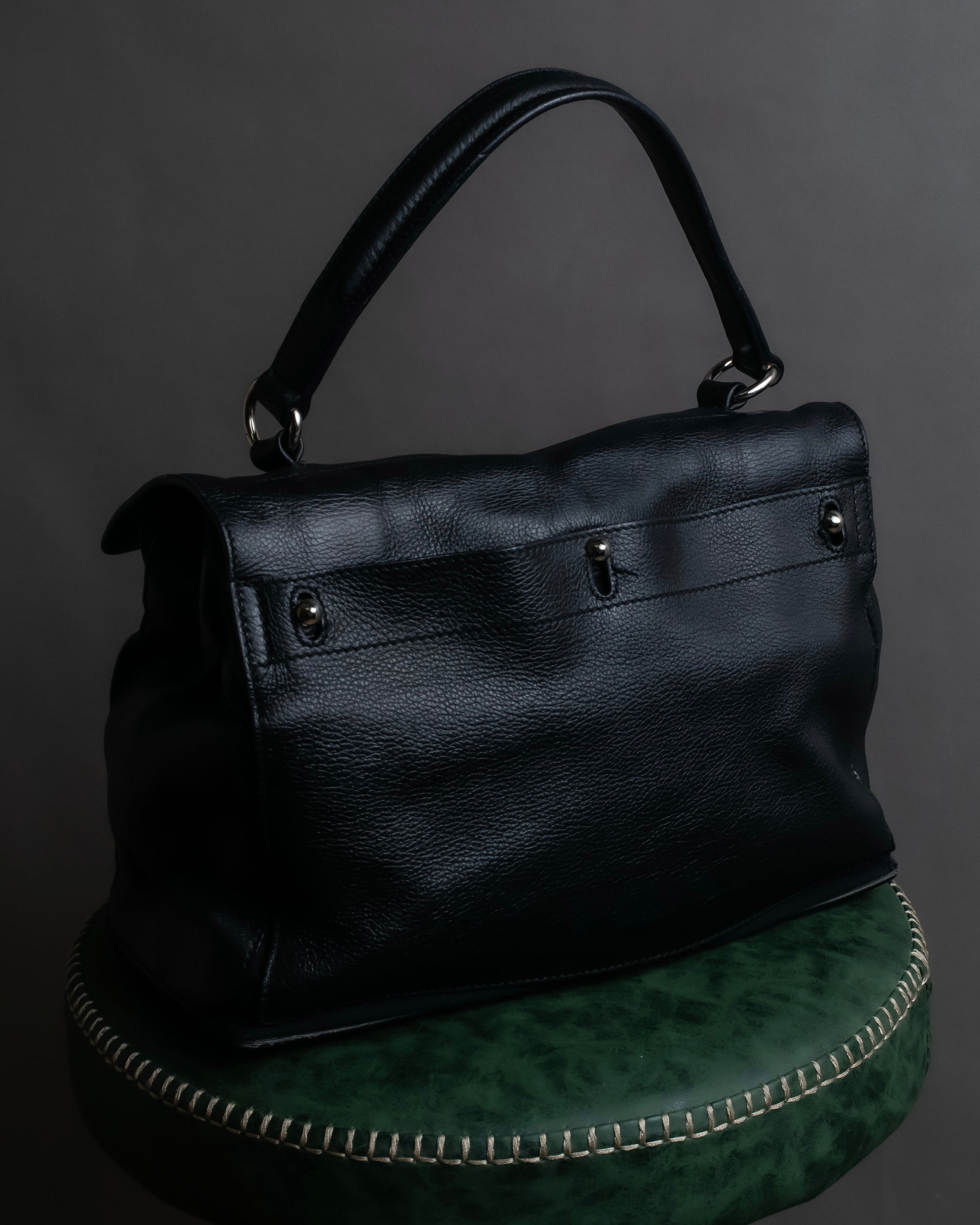 "YVES SAINT LAURENT" Silver parts design Muse toe leather bag