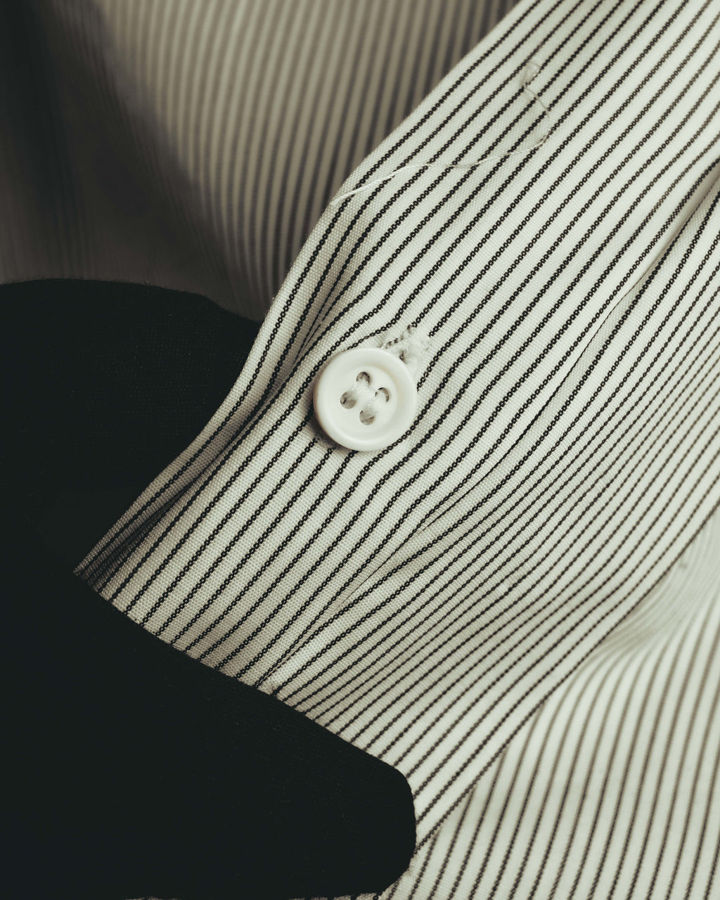 -SPECIAL- "Dior" 00's-10's Fine pinstripe concealed placket dress shirt