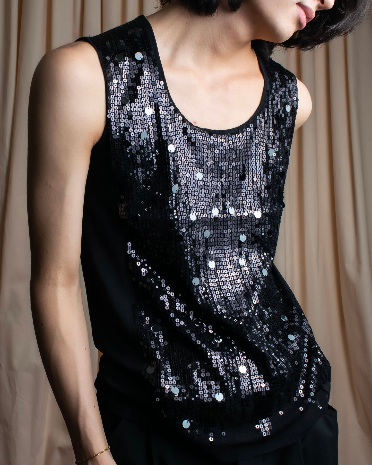 "LANVIN" Different sequin designs sleeveless pullover