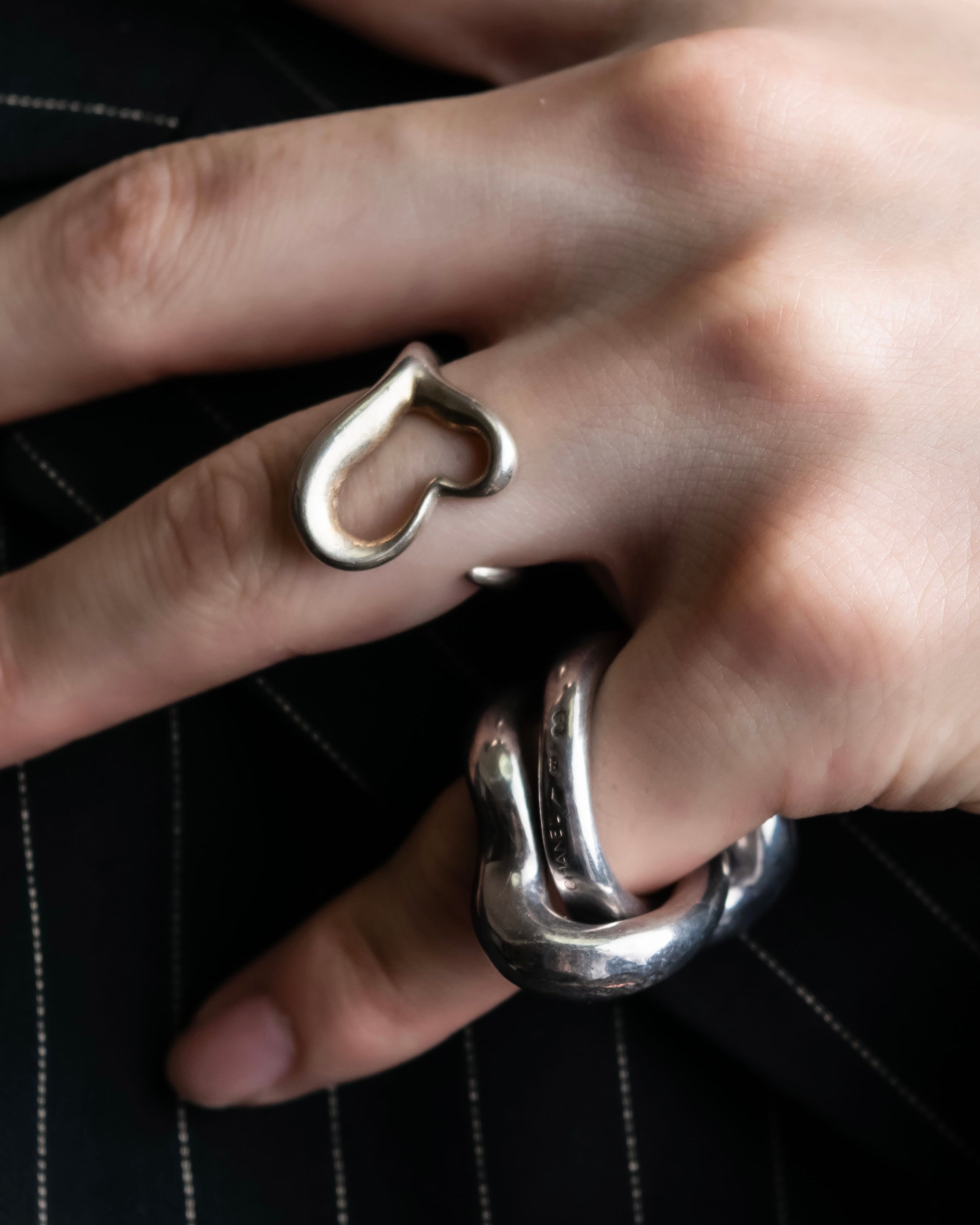 "CHANEL" 90's Organic twist design double ring