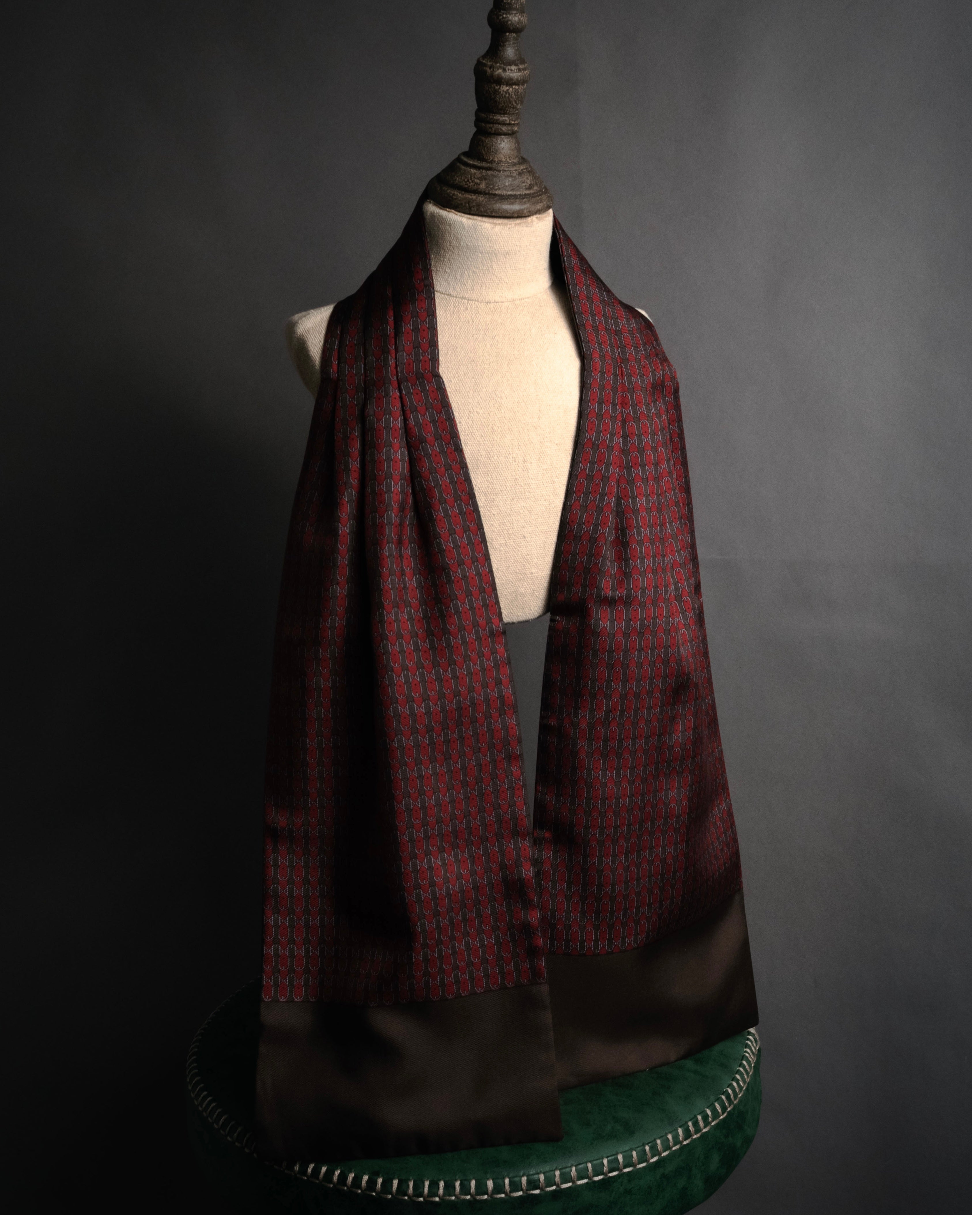 “HERMES” 80’s-90’s Bit motif geometric silk stole