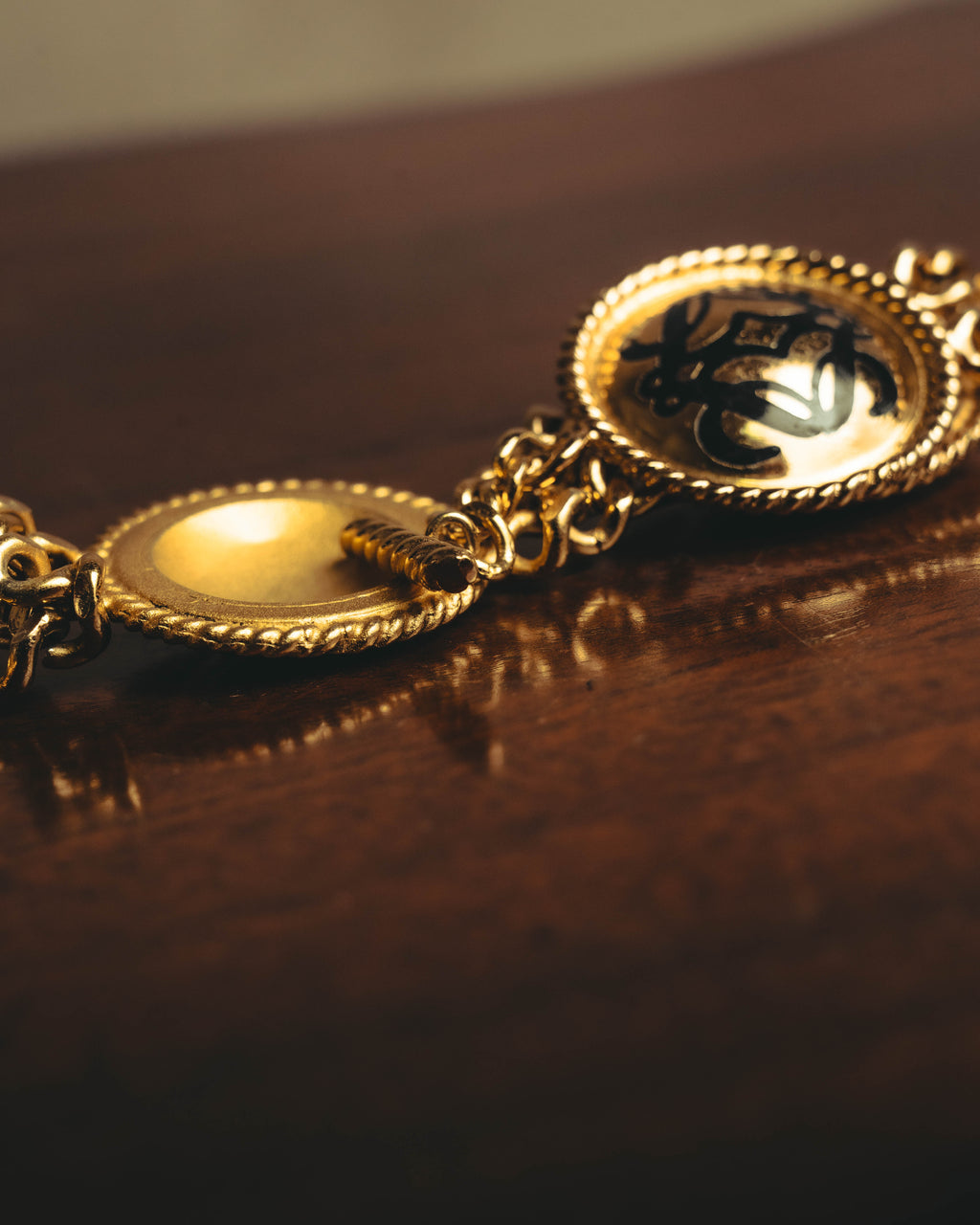 -SPECIAL- “LOEWE” 80’s-90’s Sculptural black anagram medallion chain bracelet