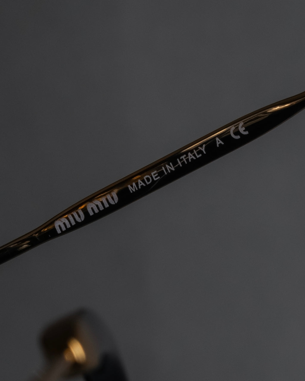 "MIU MIU" Round frame statement sunglasses