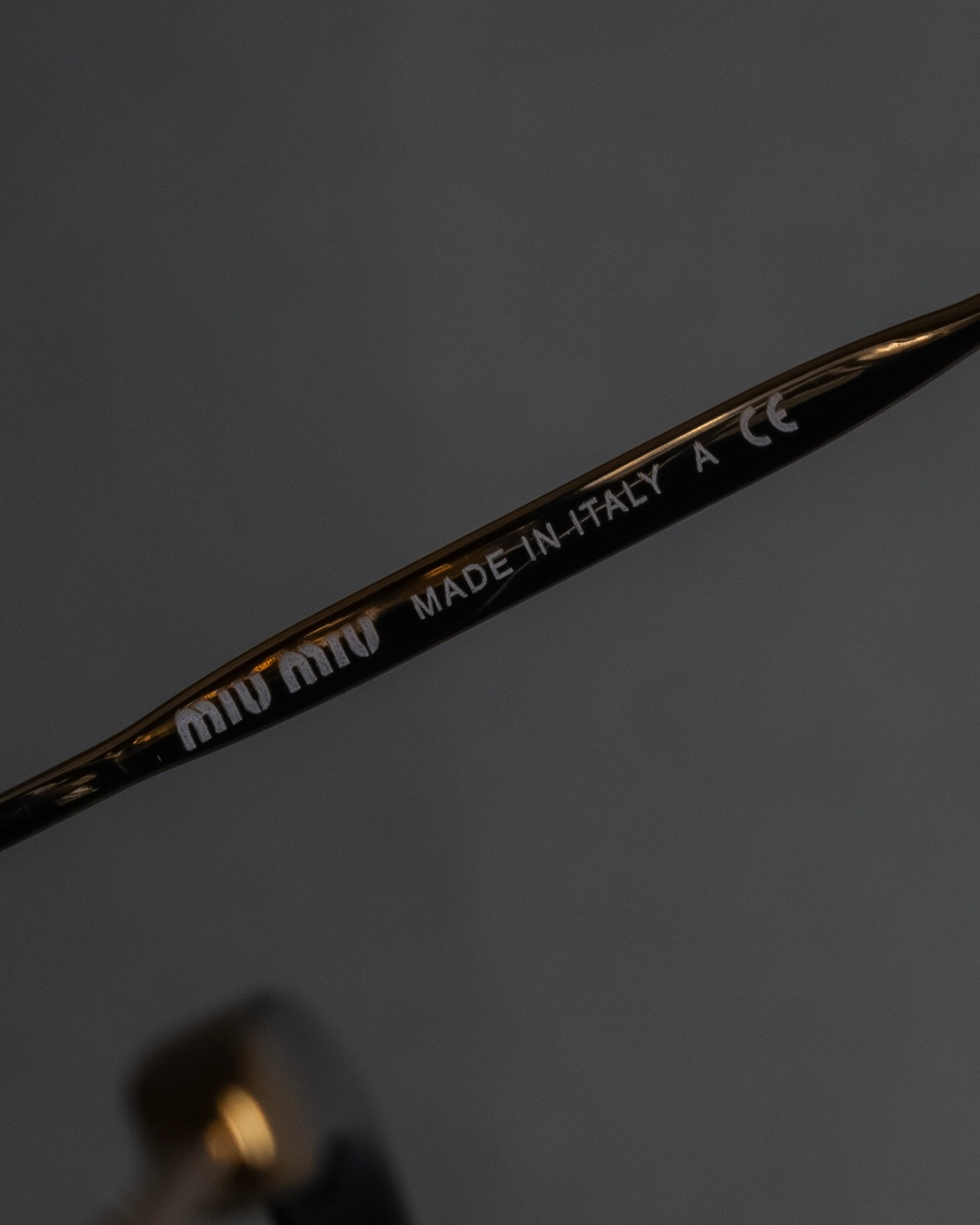 "MIU MIU" Round frame statement sunglasses