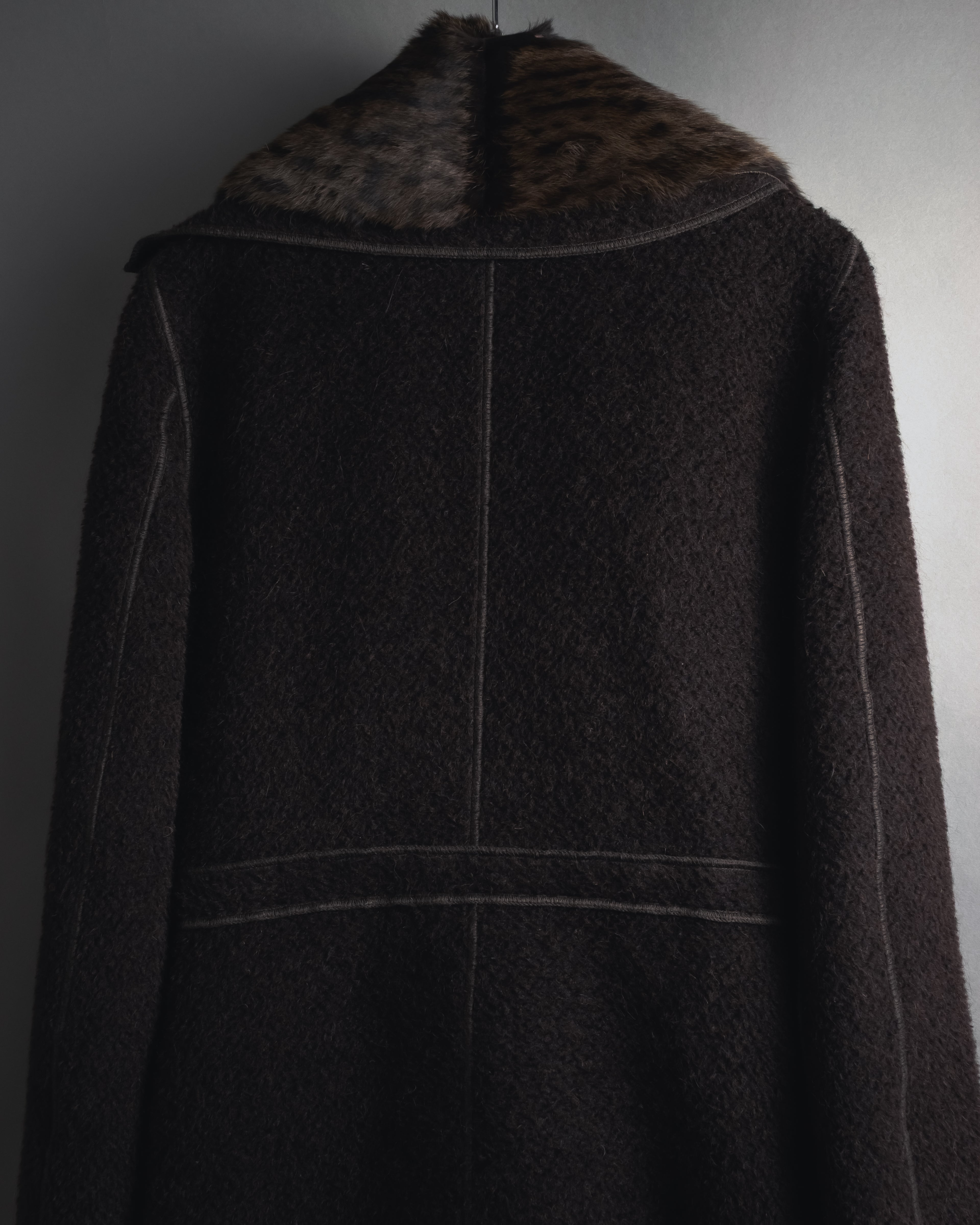 "FENDI" 90’s-00’s Sculptural belted leopard cat fur collar alpaca coat