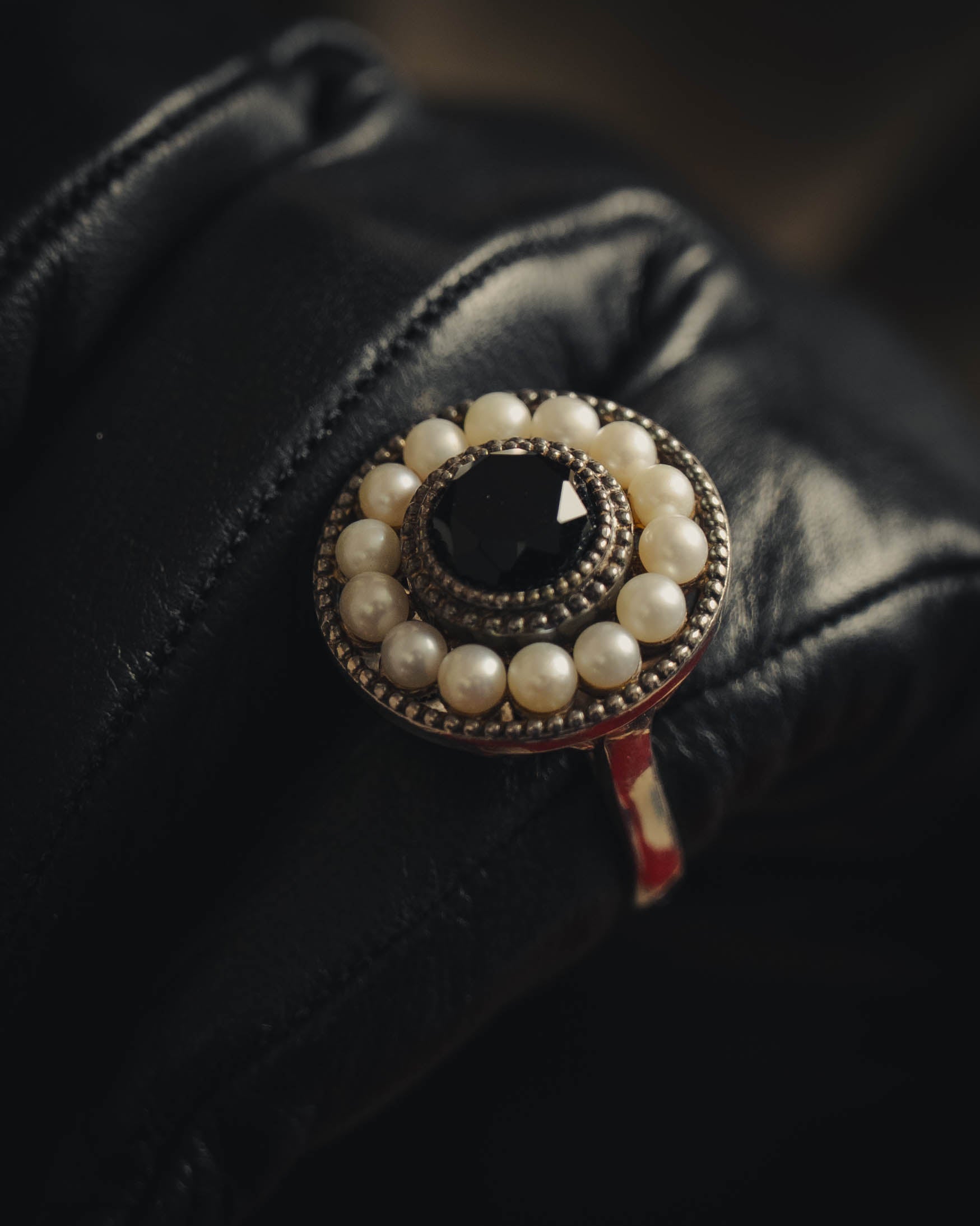 -SPECIAL- “Tiffany & Co.” 2000’s Pearl and black stone Ziegfeld cocktail ring