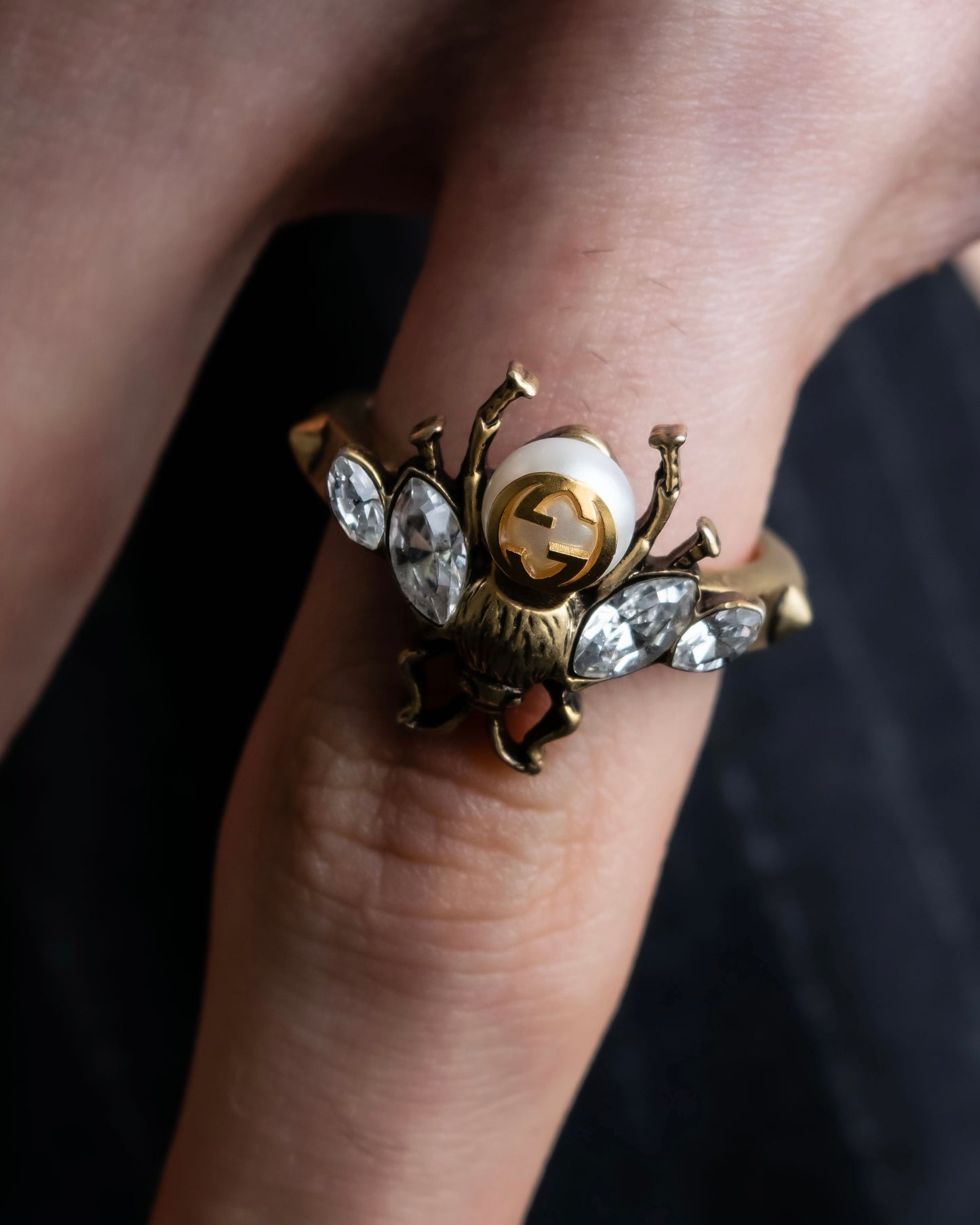 "GUCCI" Bee motif interlocking G ring