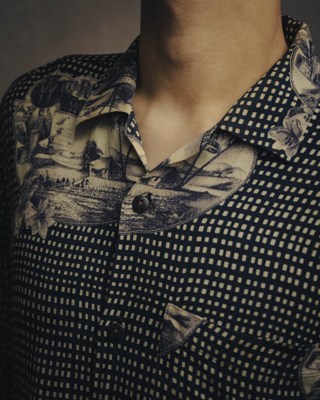 –SPECIAL– “Christian Dior” 80’s-90’s archival toile print shirt