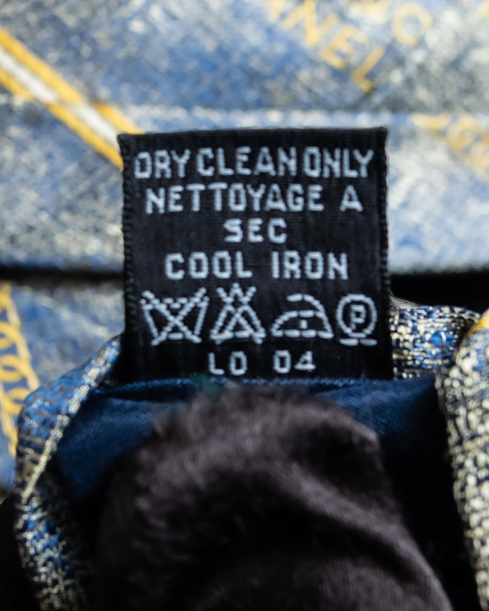 "CHANEL" Regimental pattern gold scattered design neck tie