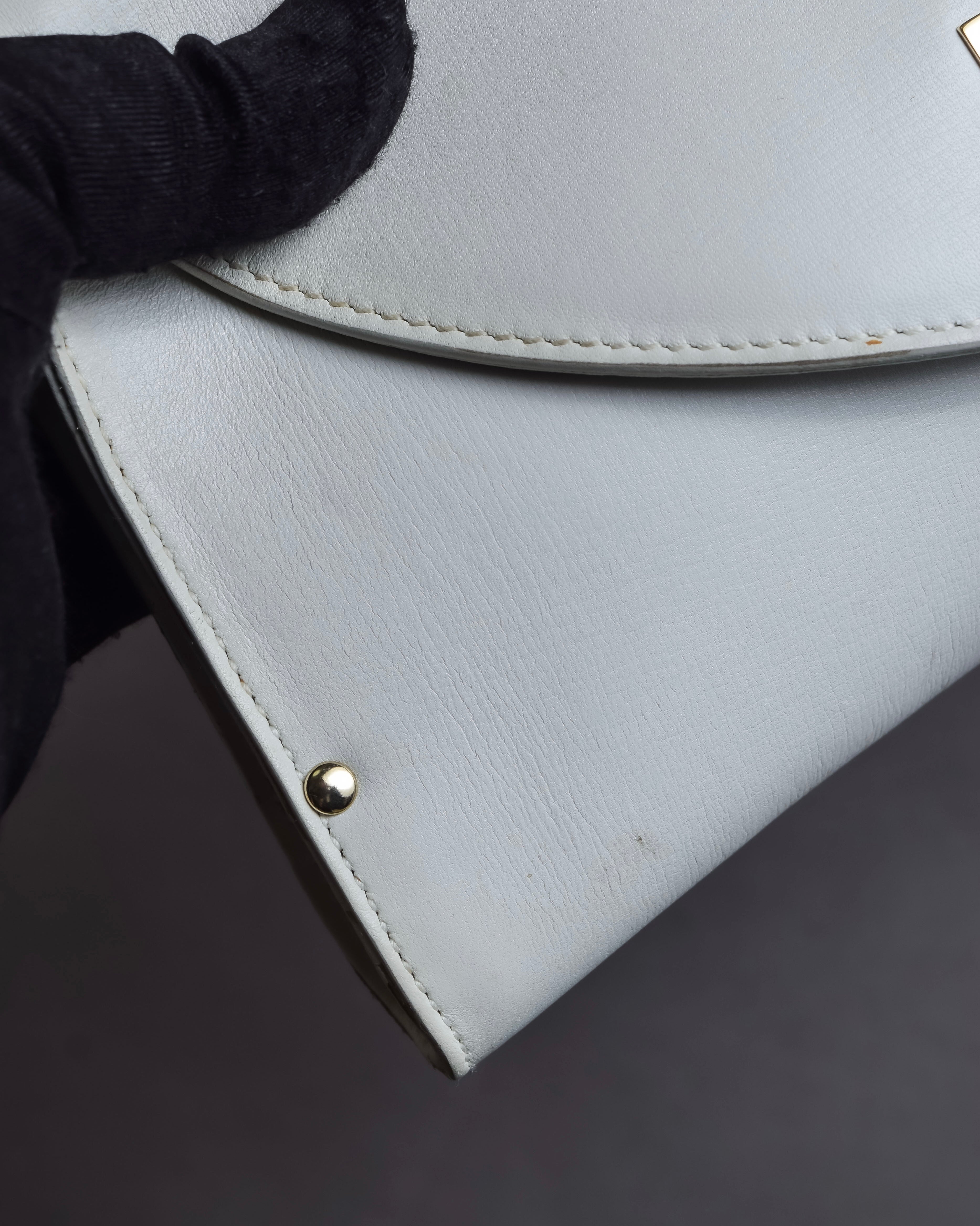 "Salvatore Ferragamo" Gancini motif structured white leather bag