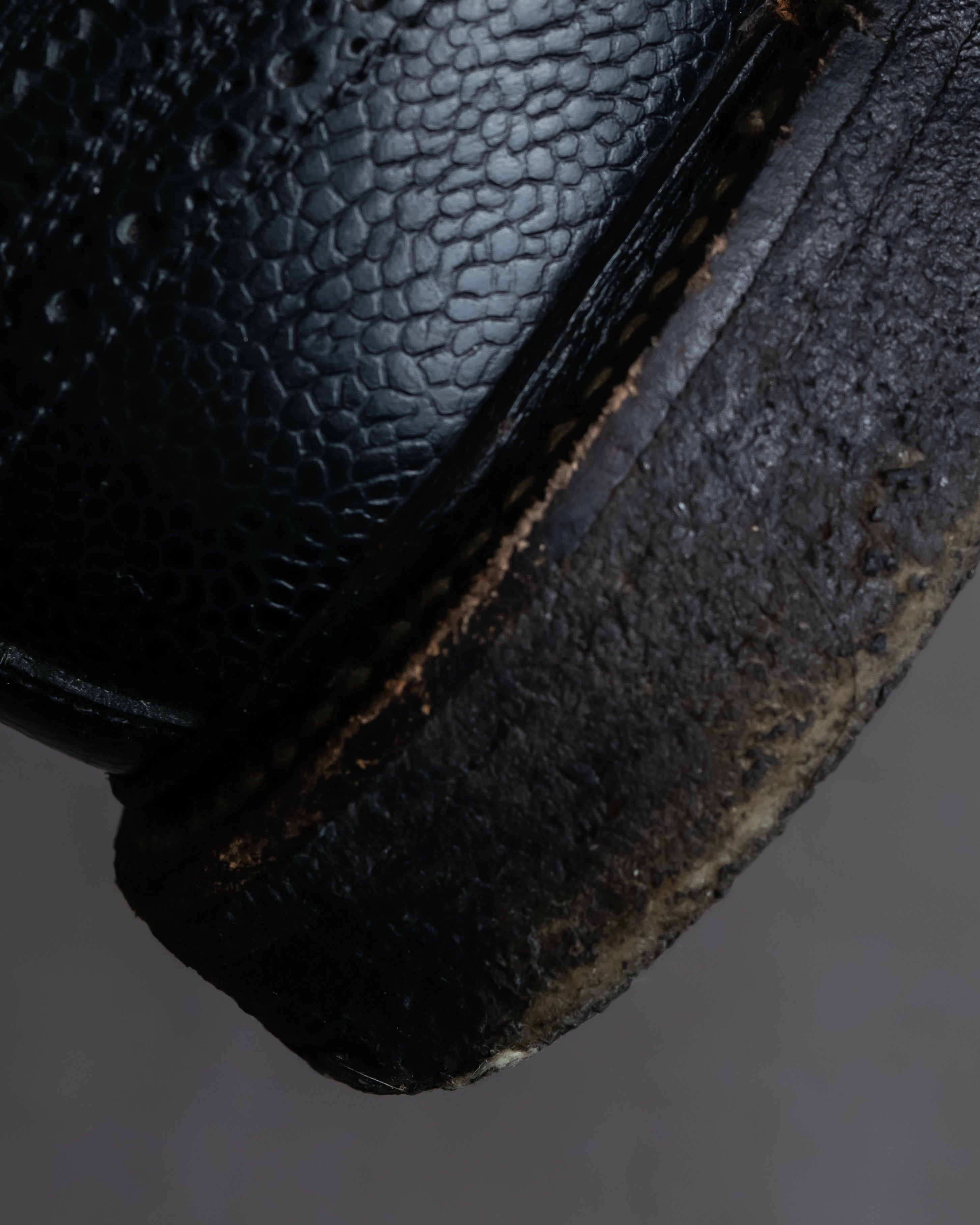 "THOM BROWNE" Wingtip design rubber sole leather shoes