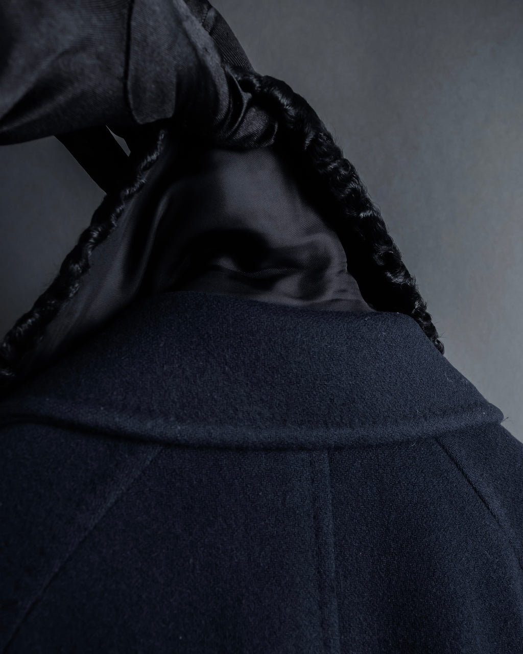 -SPECIAL- "CARUSO"
 Fur collar design belted melton coat