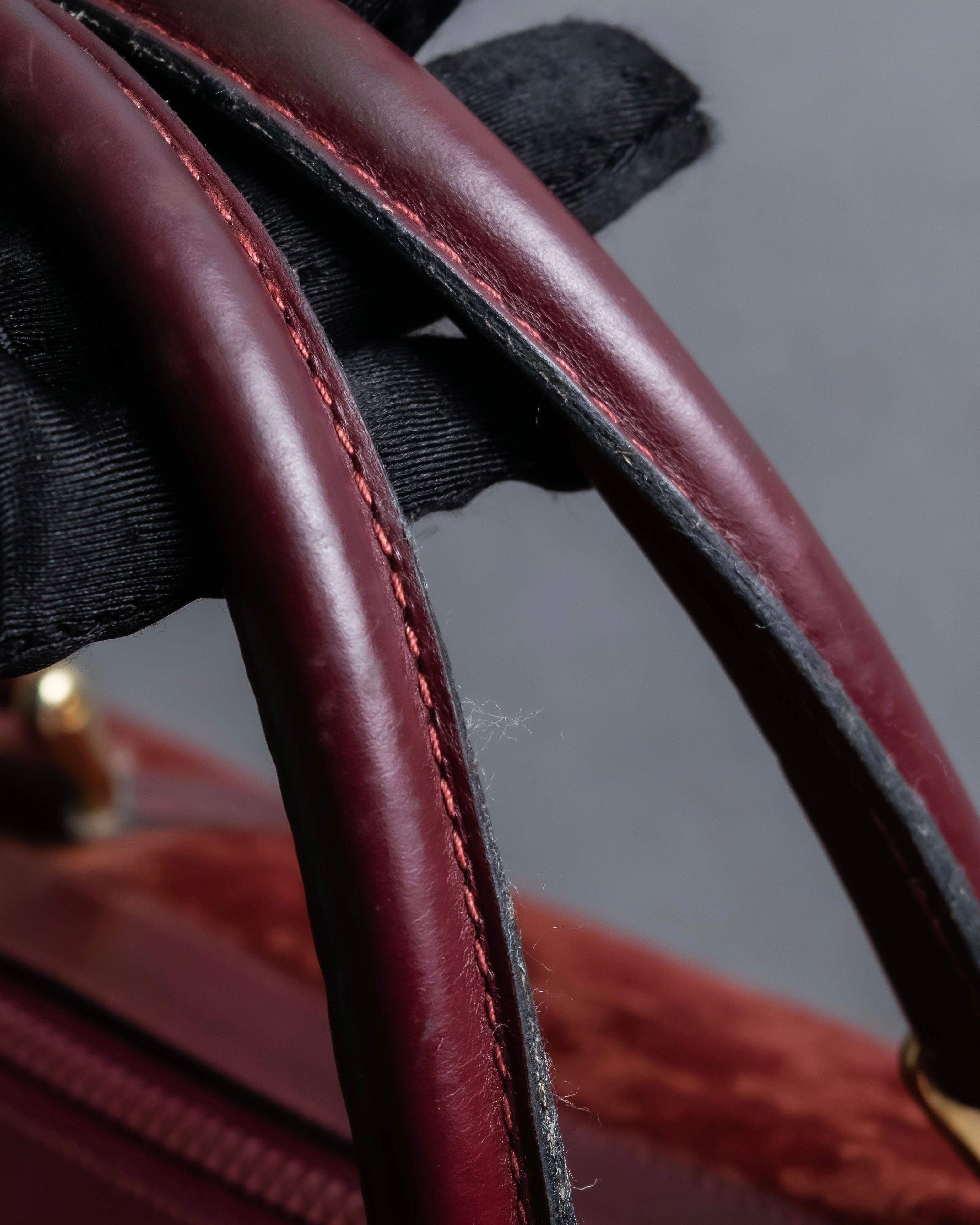 "CELINE" Triomphe motif Bordeaux color suede boston bag