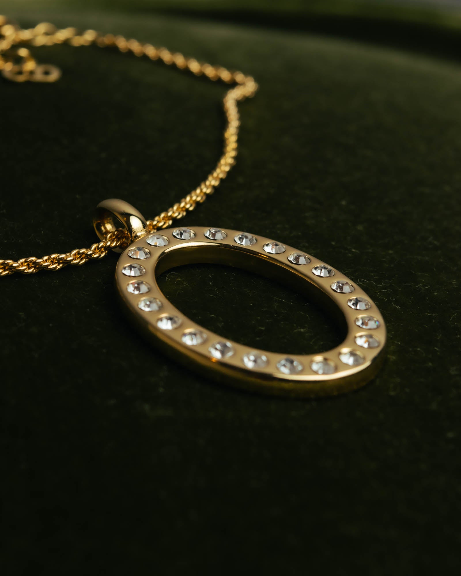 "Christian Dior" 80's-00's Rhinestone oval pendant necklace