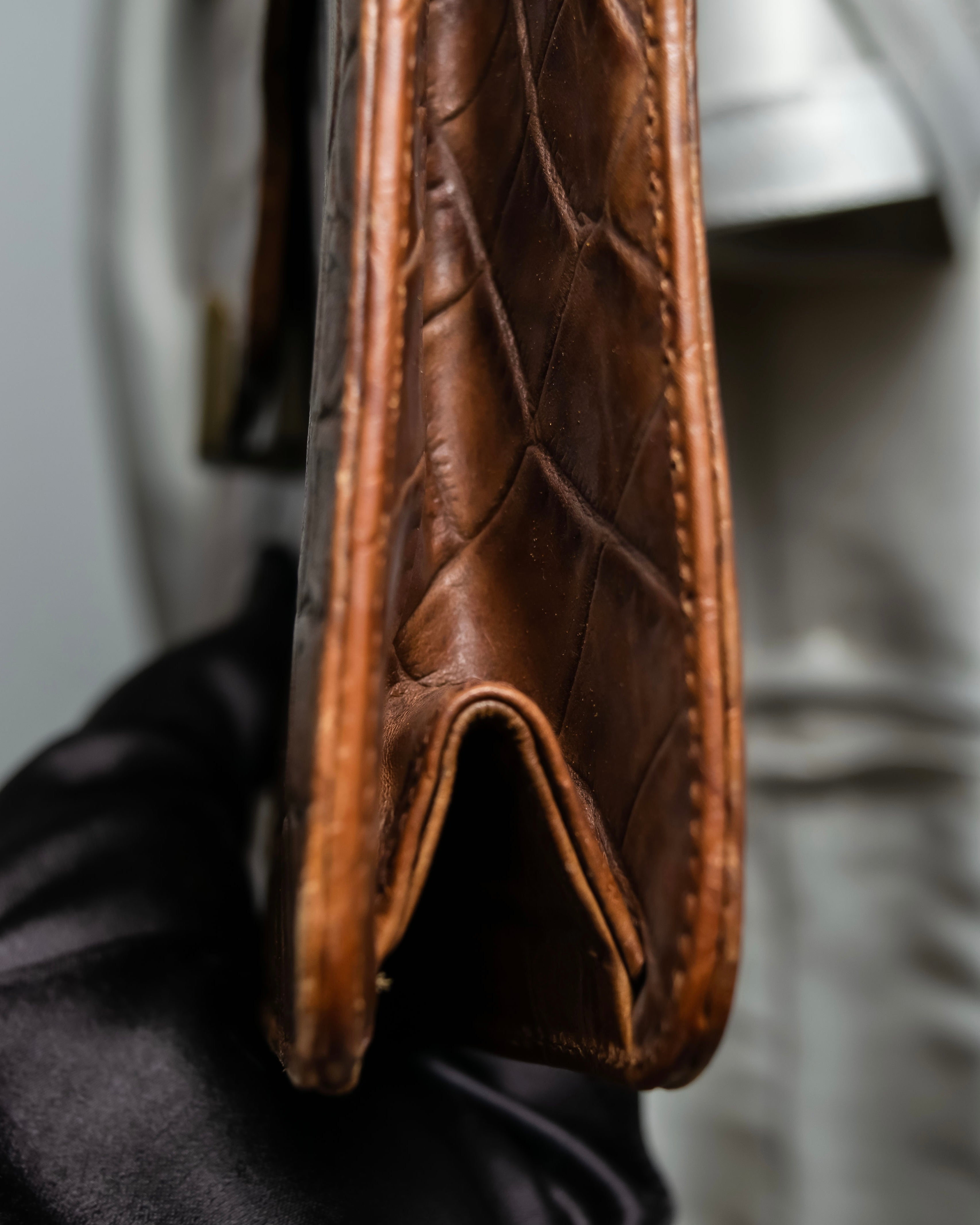 "GIORGIO ARMANI" crocodile leather box shoulder bag