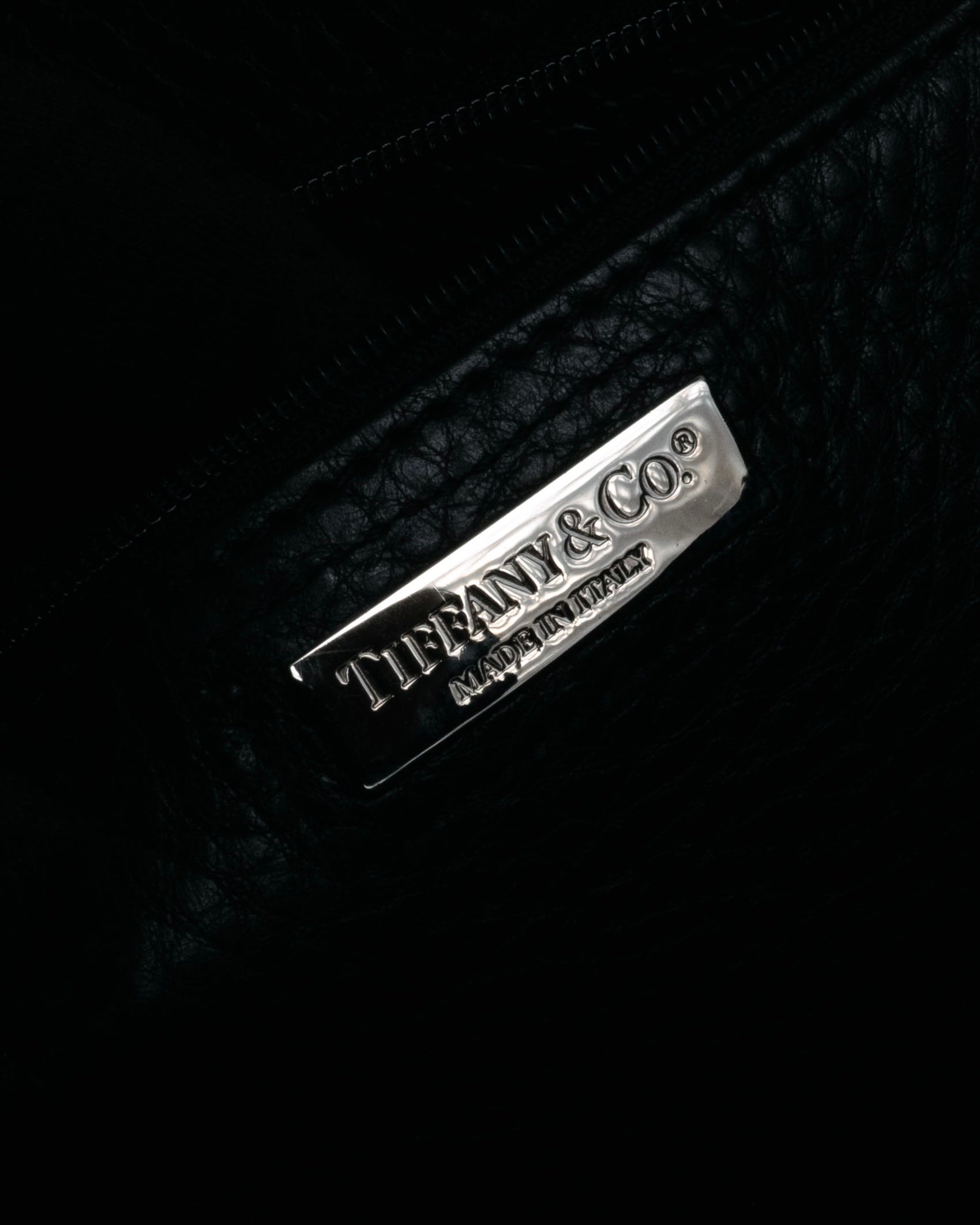 “TIFFANY & CO.” 2010’s Grained leather chain shoulder bag