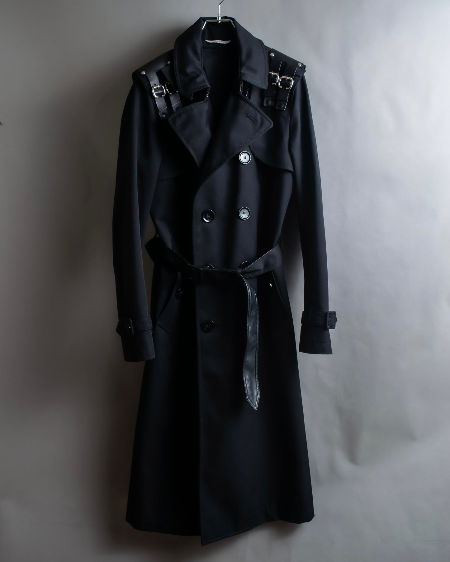 "VALENTINO" Belt docking design leather switching trench coat