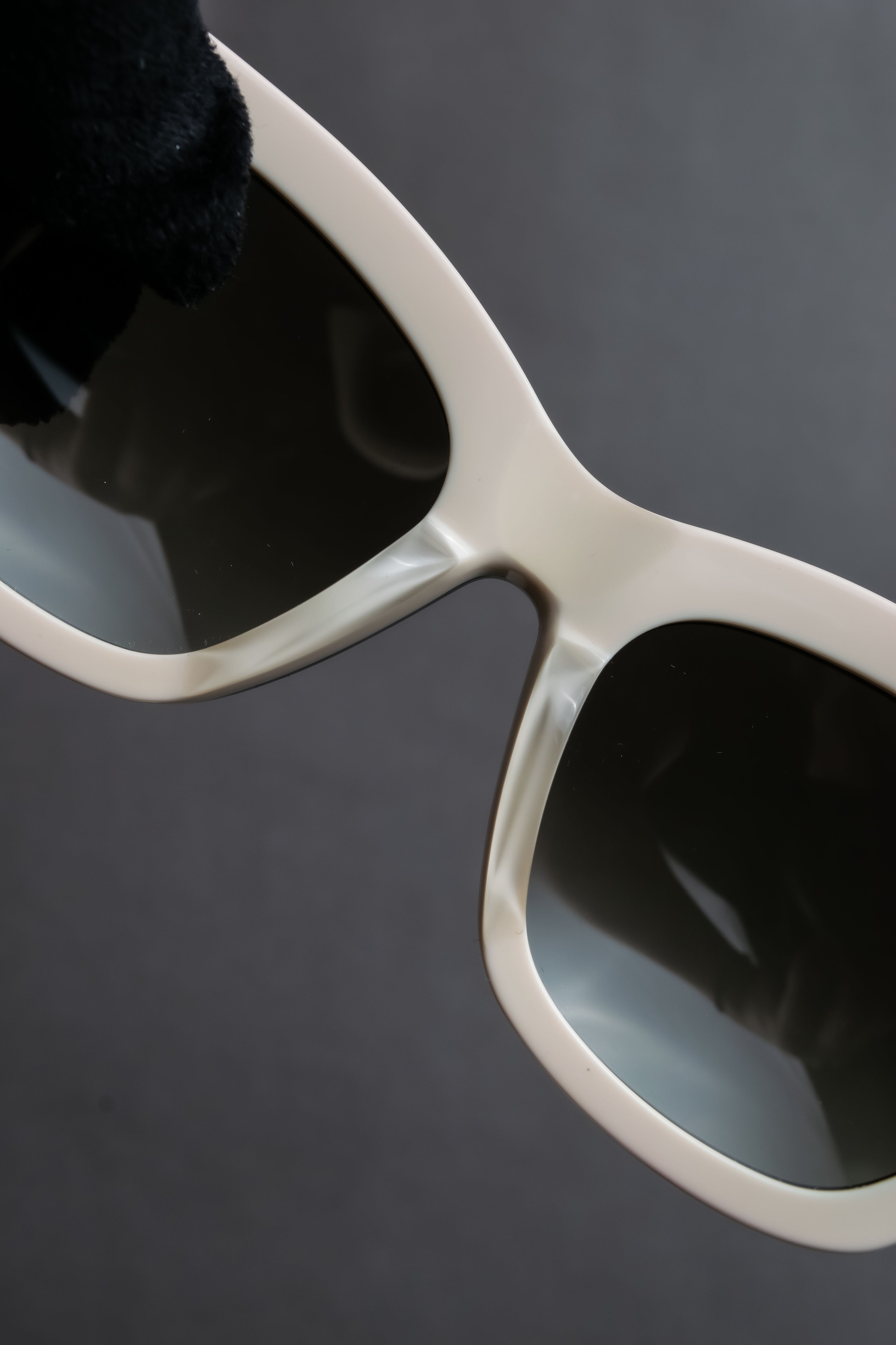 "VALENTINO" Two-tone Rockstud design sunglasses