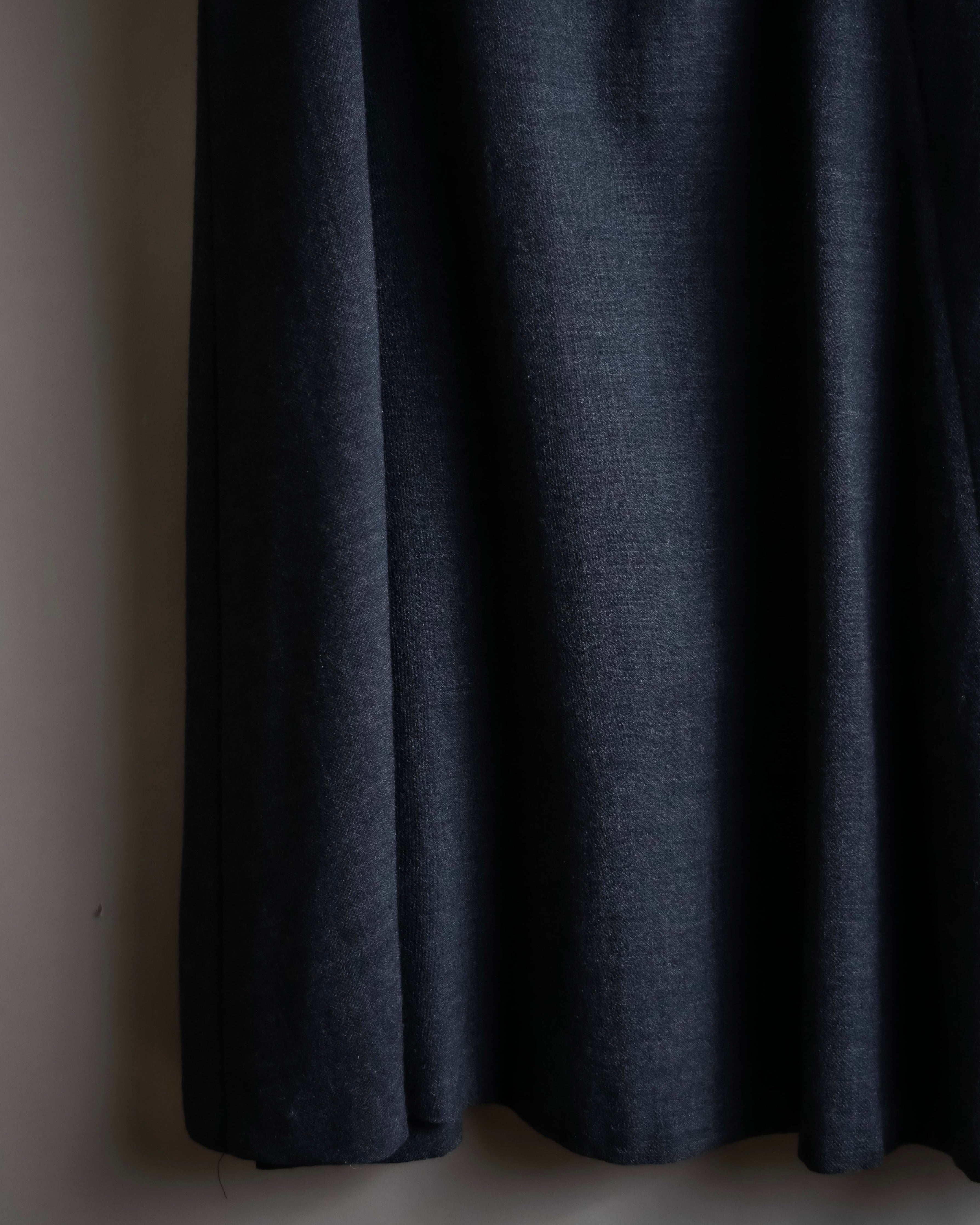 "Christian Dior" Front button design flare wool skirt