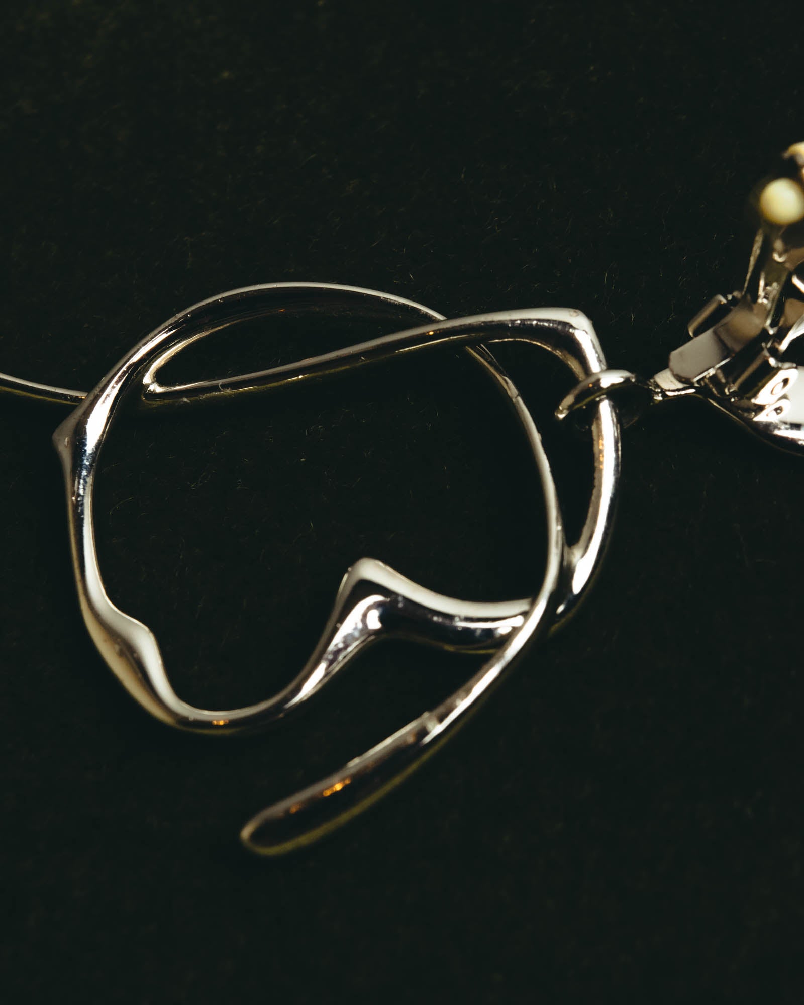 “BALENCIAGA” 2017-2023 organic heart and arrow clip-on drop earrings