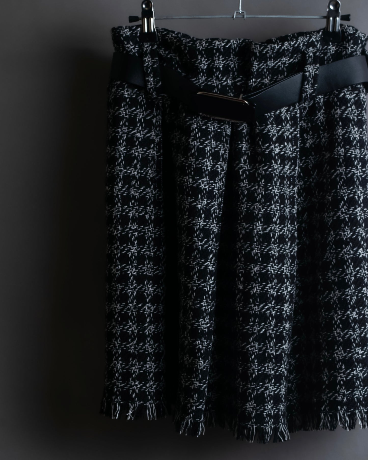 "LOUIS VUITTON" Houndstooth fringe design belted skirt