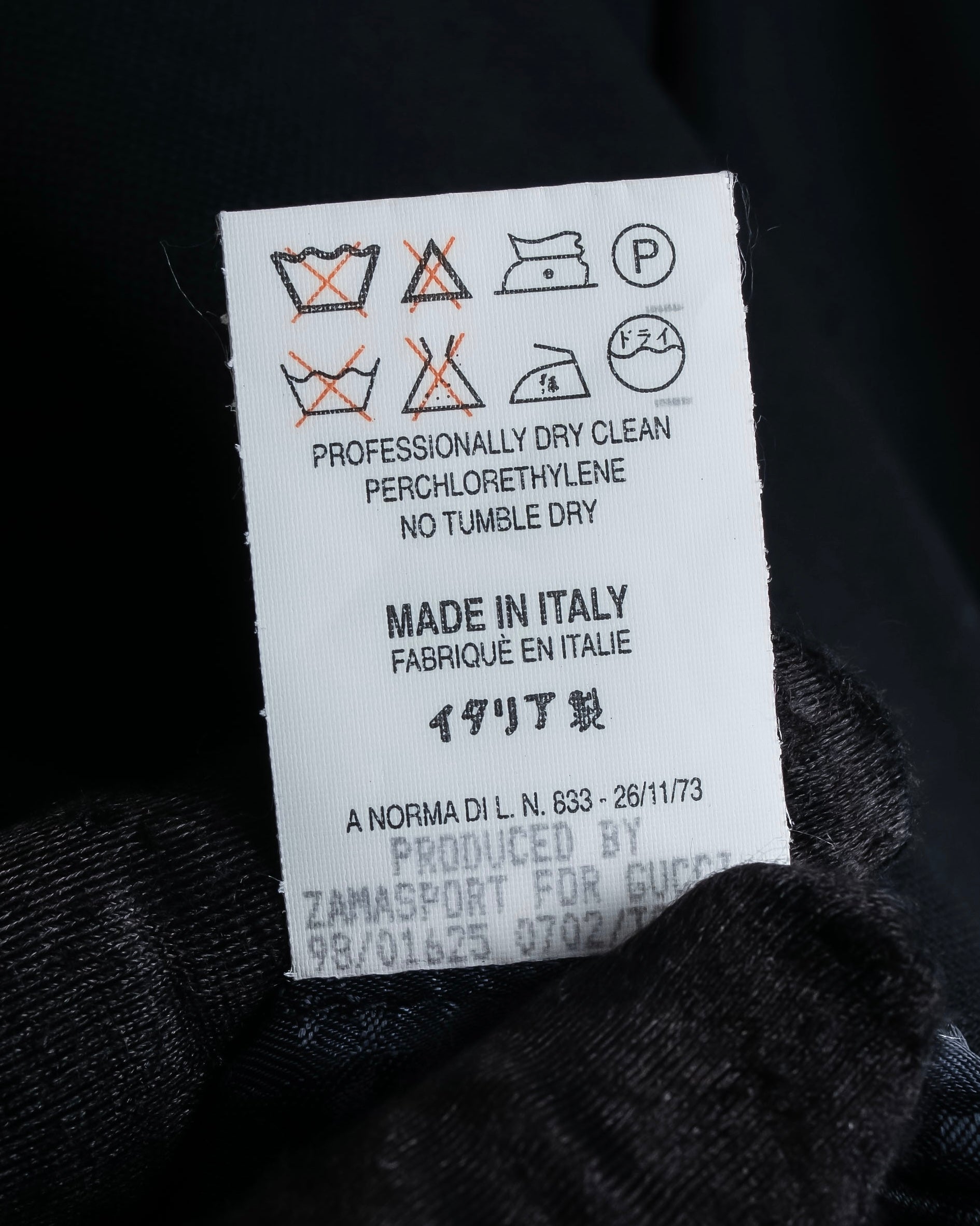 "GUCCI" 90's Beautiful draping fly-front tailored jacket