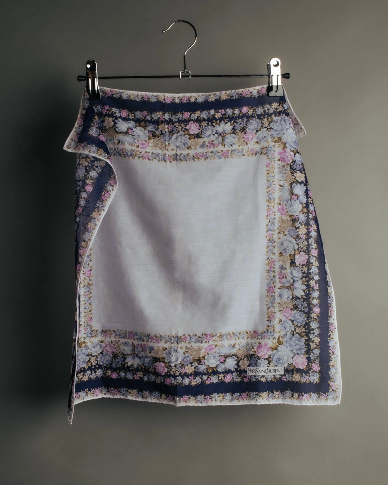 “YVES SAINT LAURENT” 80’s-90’s Floral border scarf