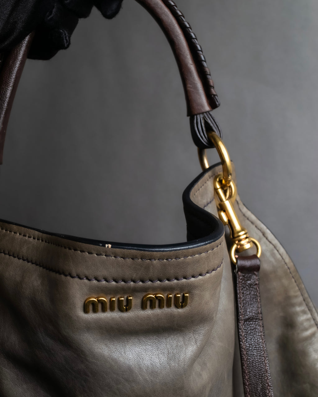 "MIU MIU" Overflap gold Parts design 2-way bag