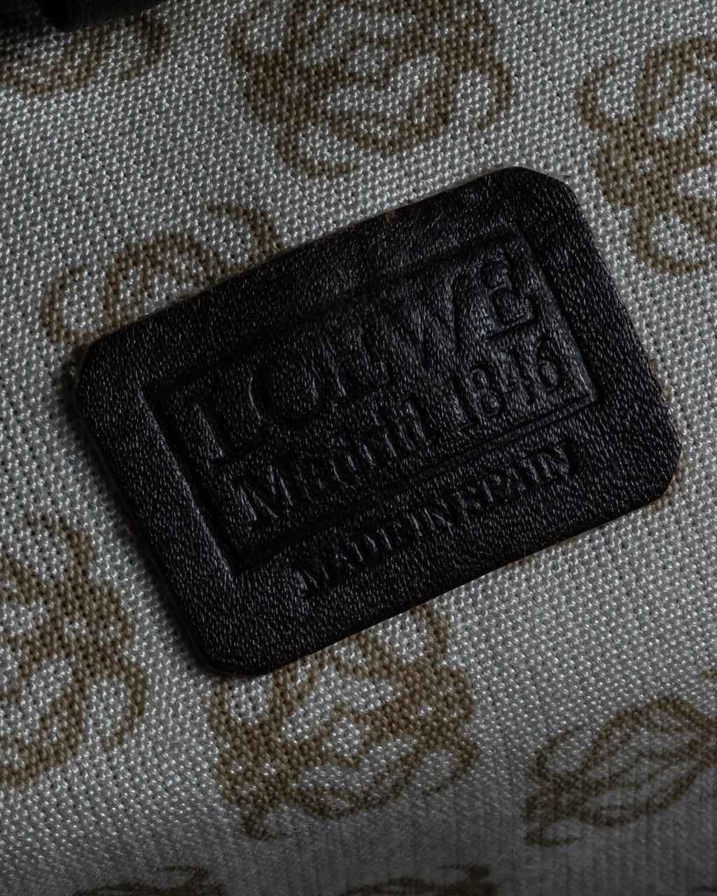 "LOEWE" 80's-90's Logo engraved suede leather combination business bag