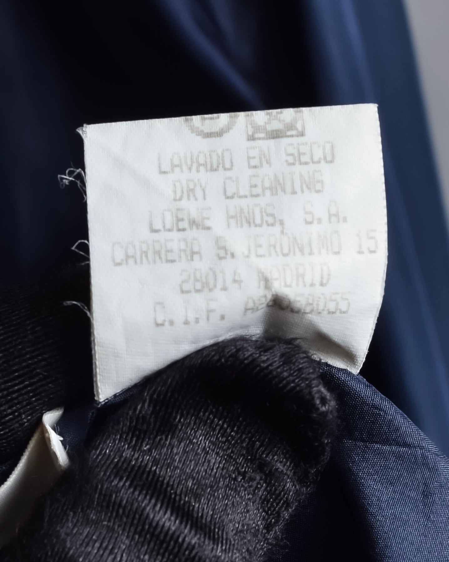 "LOEWE" 90's-00's Fly front silk shirt