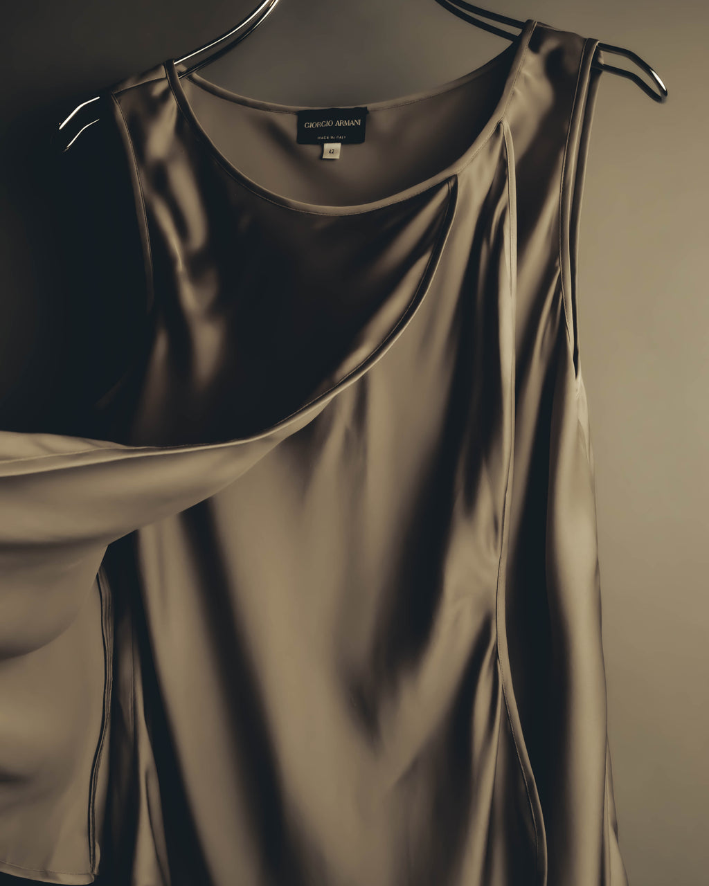 "GIORGIO ARMANI" 90's-00's Draped silk sleeveless top and skirt set
