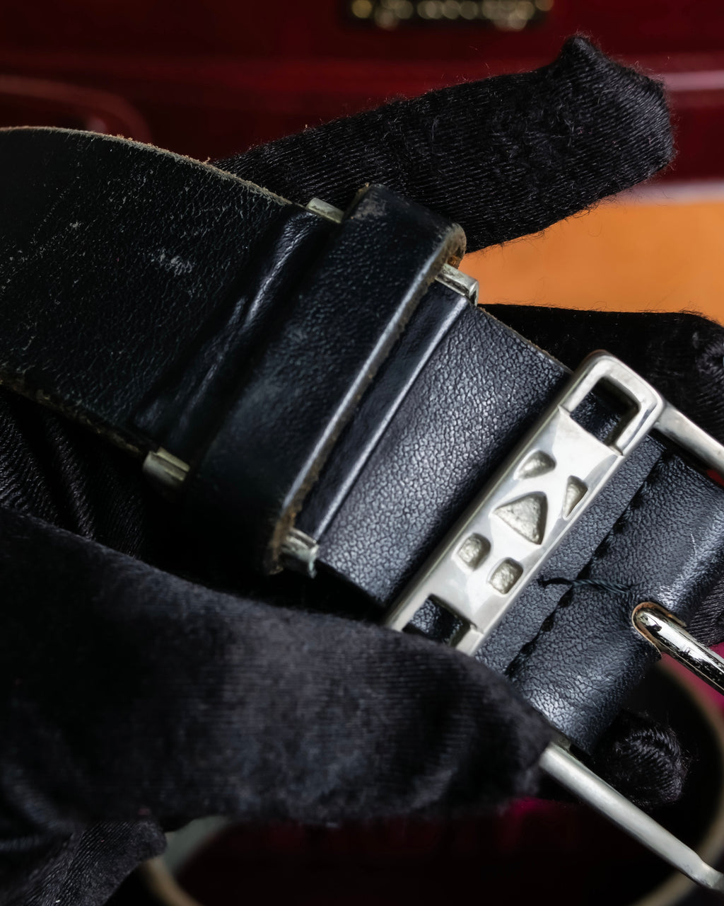 "KATHARINE HAMNETT" Vintage aged silver buckle leather belt