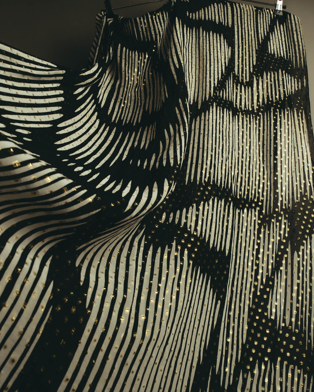 -SPECIAL- “GUCCI” 00’s-10’s Metallic printed sheer stole