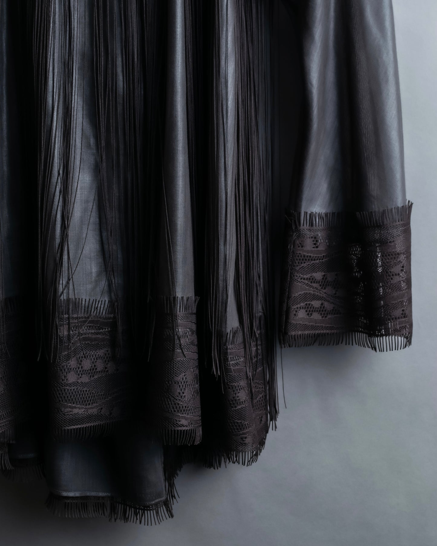 "ISSEY MIYAKE" Fringe design embroidered jacket