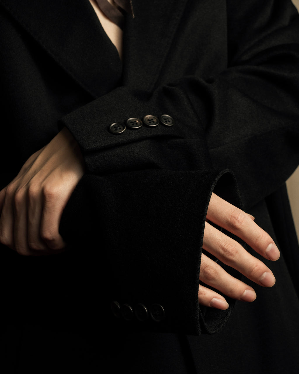 "BELLUMORE／ANTONIO FUSCO"
Fly front 100% cashmere chester coat