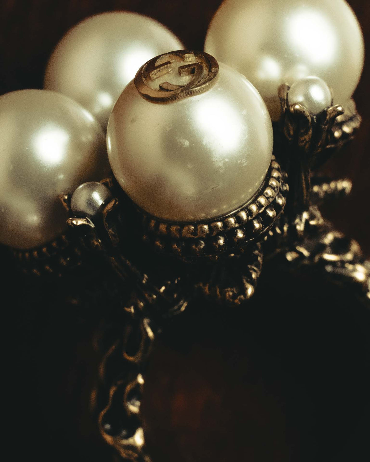 -SPECIAL- "GUCCI" 2015-2022 Pearl cluster sculptural statement ring