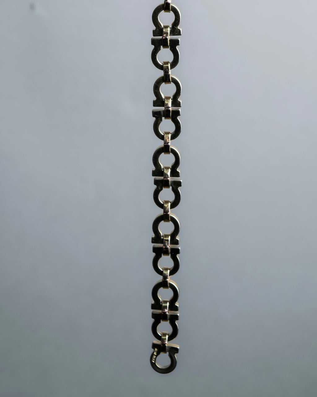 "Ferragamo" Gancini motif gold color bracelet