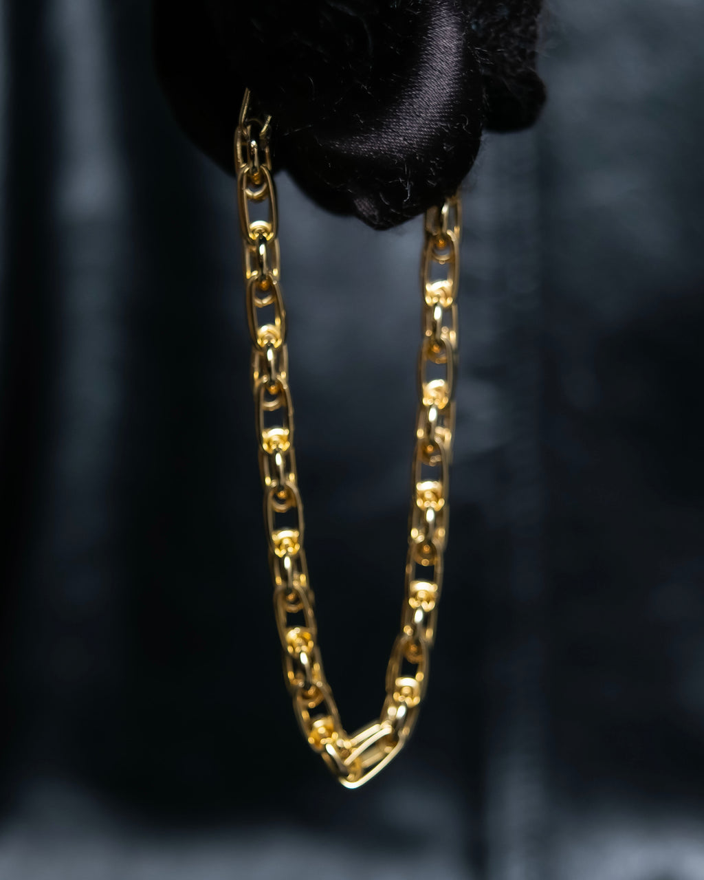 "Christian Dior" Double chain gold bracelet