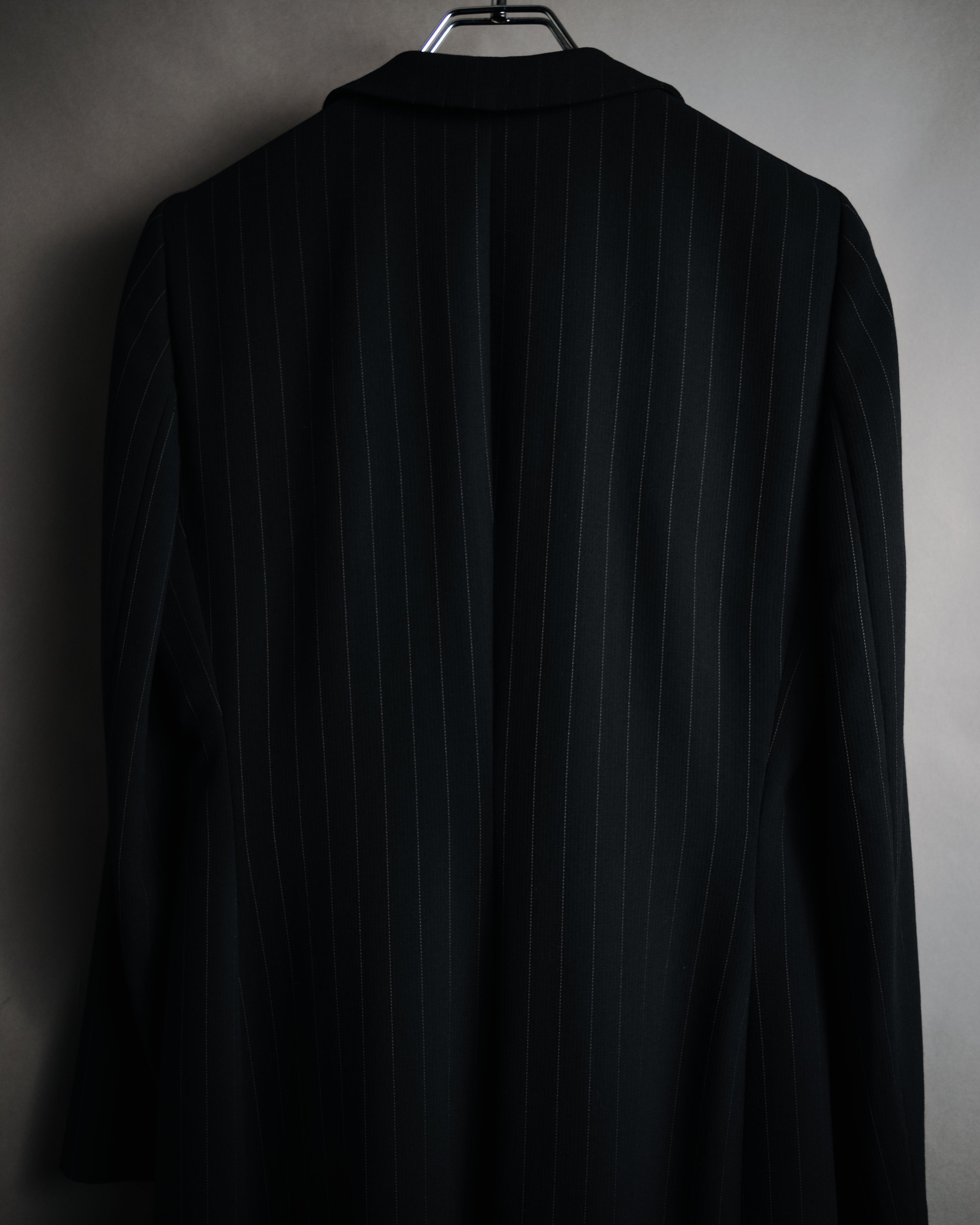 –SPECIAL– "GIORGIO ARMANI"
90’s Borgonuovo 21 pinstripe fly front long coat