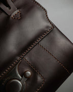 "Salvatore Ferragamo" Swivel crisp closure design leather one-handle bag